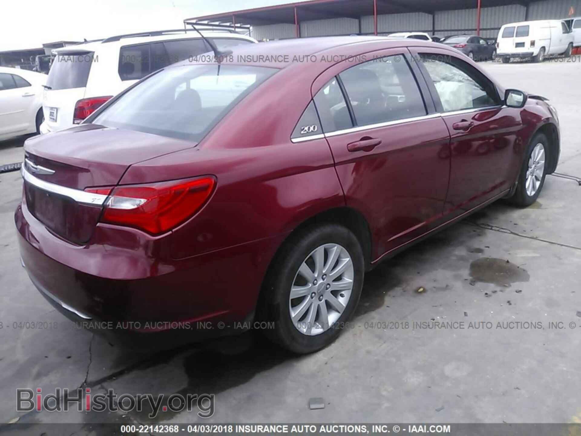2013 Chrysler 200 - VIN: 1C3CCBBB8DN627587 - Фото 4
