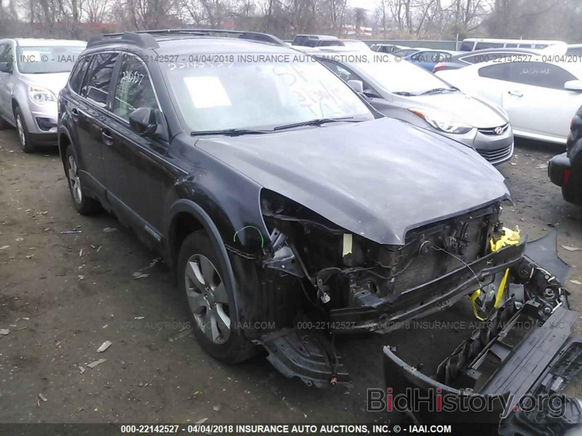 Photo 4S4BRDLC1B2319275 - Subaru Outback 2011