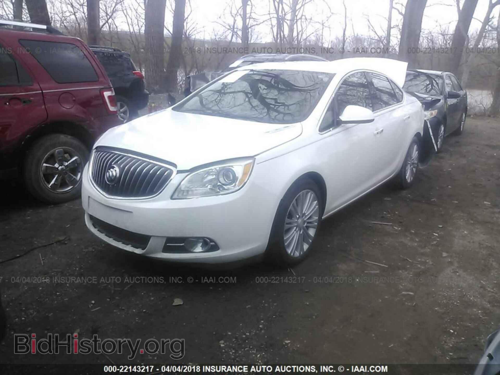 2014 Buick Verano - VIN: 1G4PP5SK5E4171893 - Фото 2