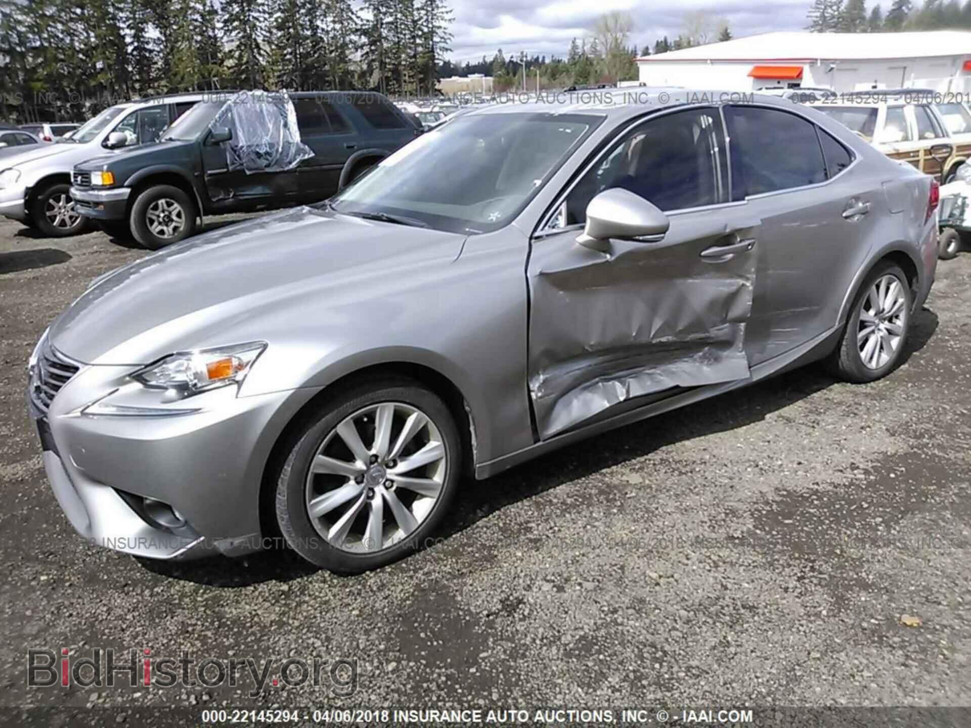 2014 Lexus Is - VIN: JTHBF1D26E5015104 - Photo 2