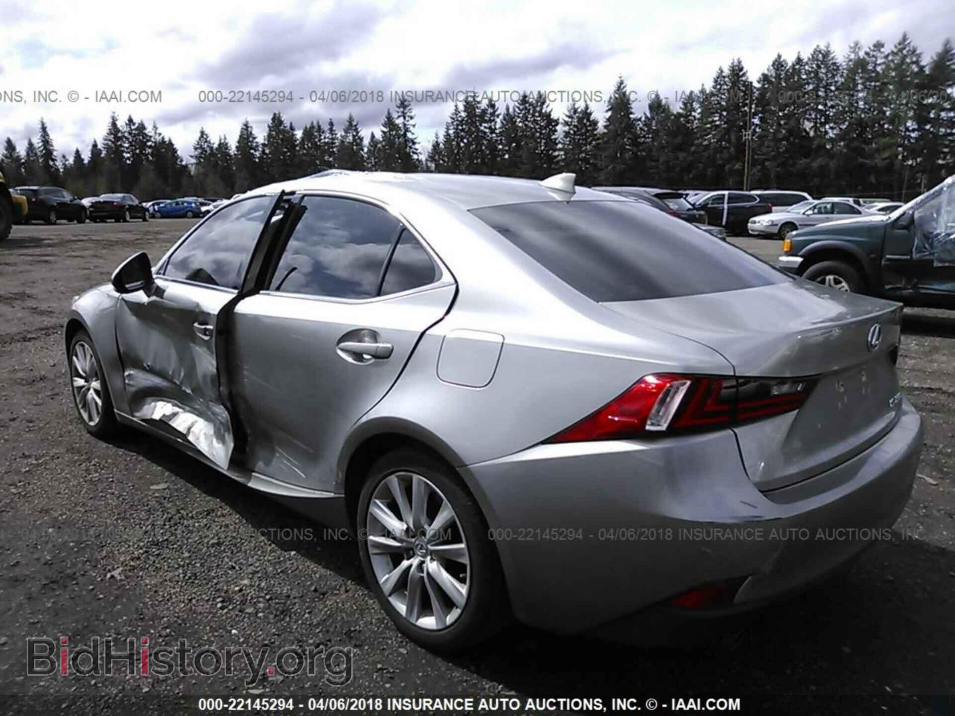 2014 Lexus Is - VIN: JTHBF1D26E5015104 - Photo 3