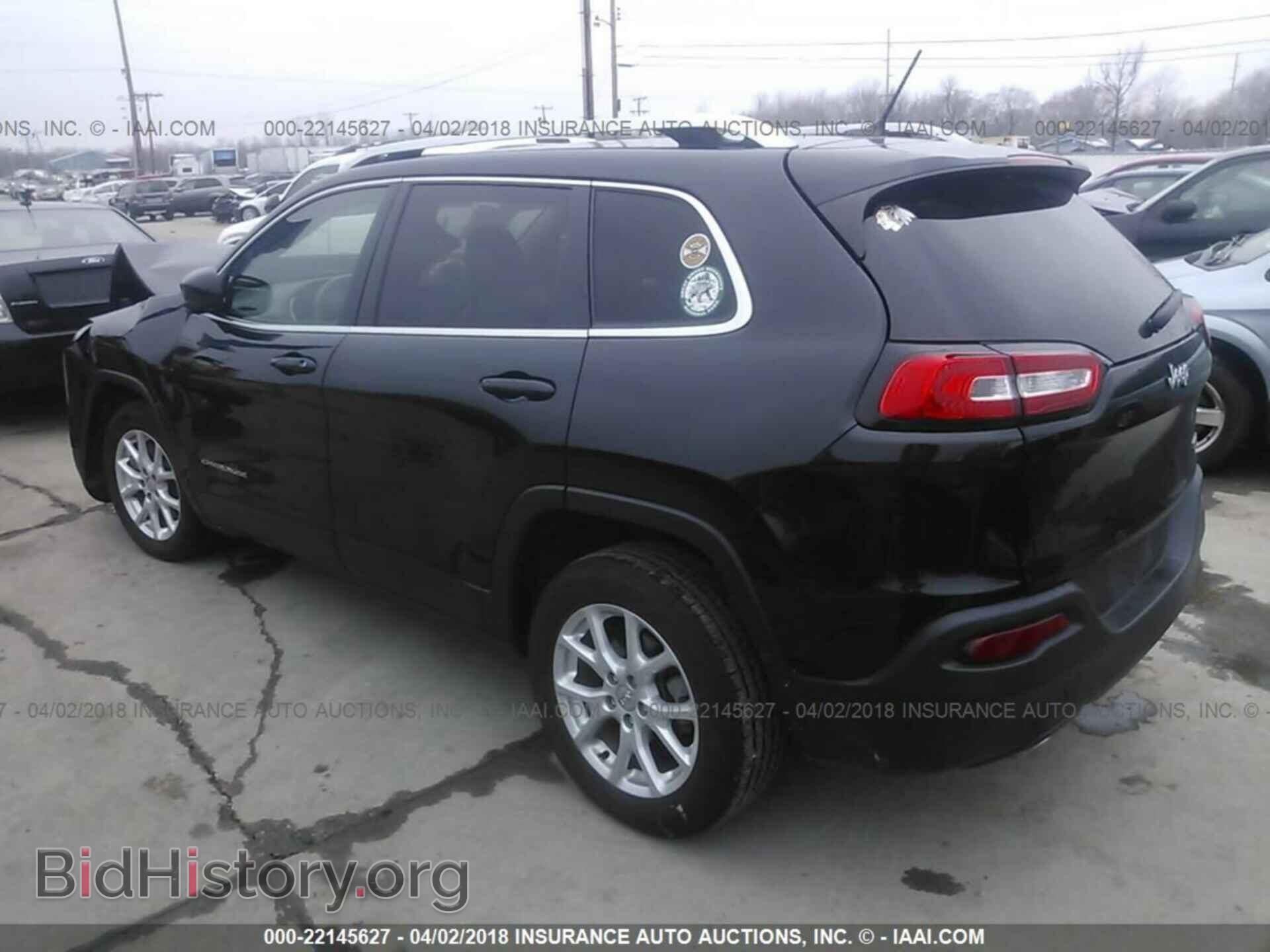 2014 Jeep Cherokee - VIN: 1C4PJLCB4EW122939 - Photo 3