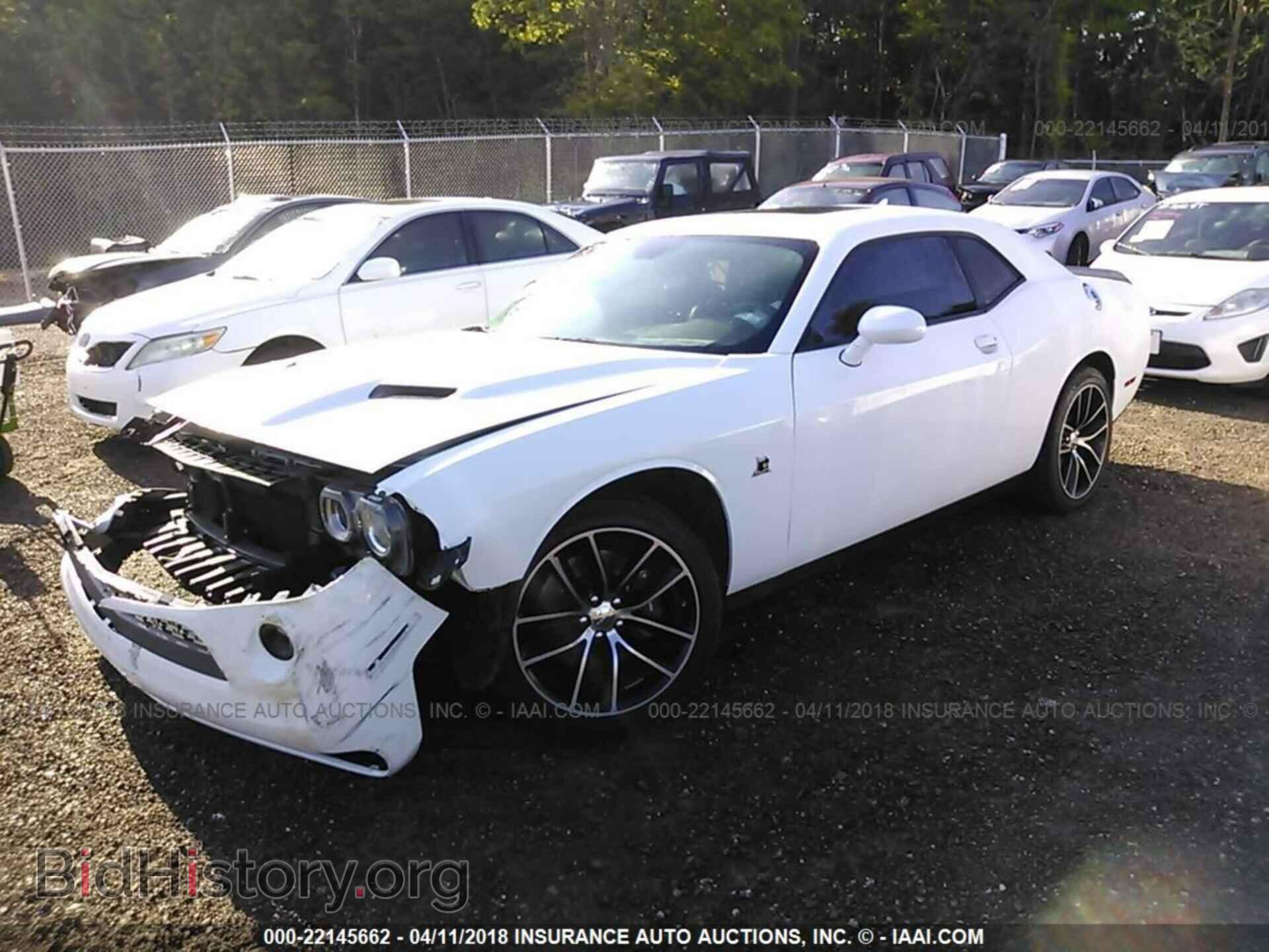 2016 Dodge Challenger - VIN: 2C3CDZFJ9GH322894 - Photo 2