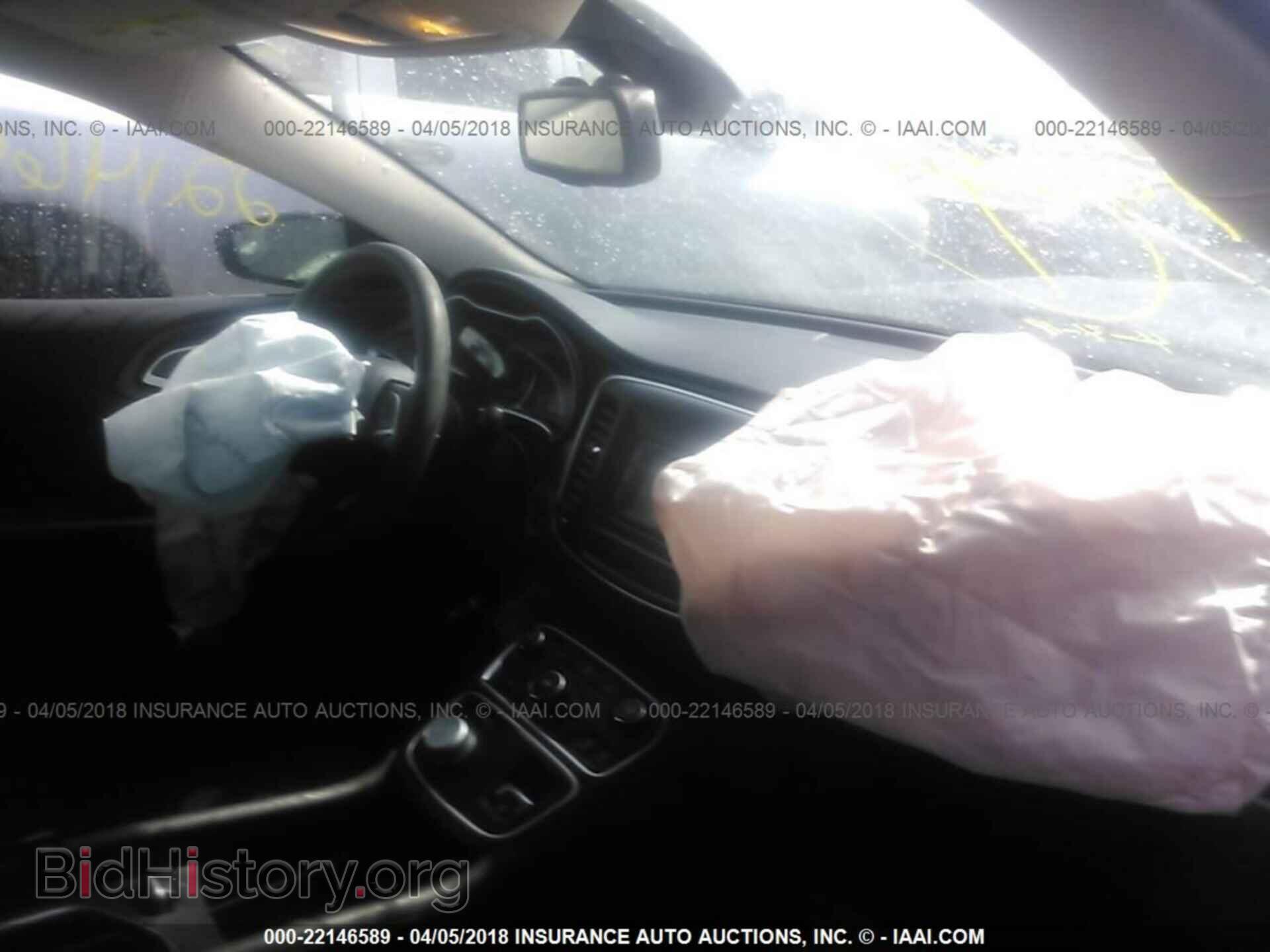 2015 Chrysler 200 - VIN: 1C3CCCAB3FN676397 - Фото 5