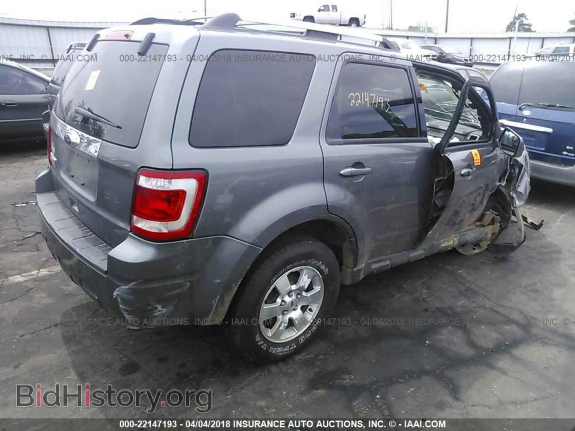 2011 Ford Escape - VIN: 1FMCU0E72BKA03962 - Photo 4