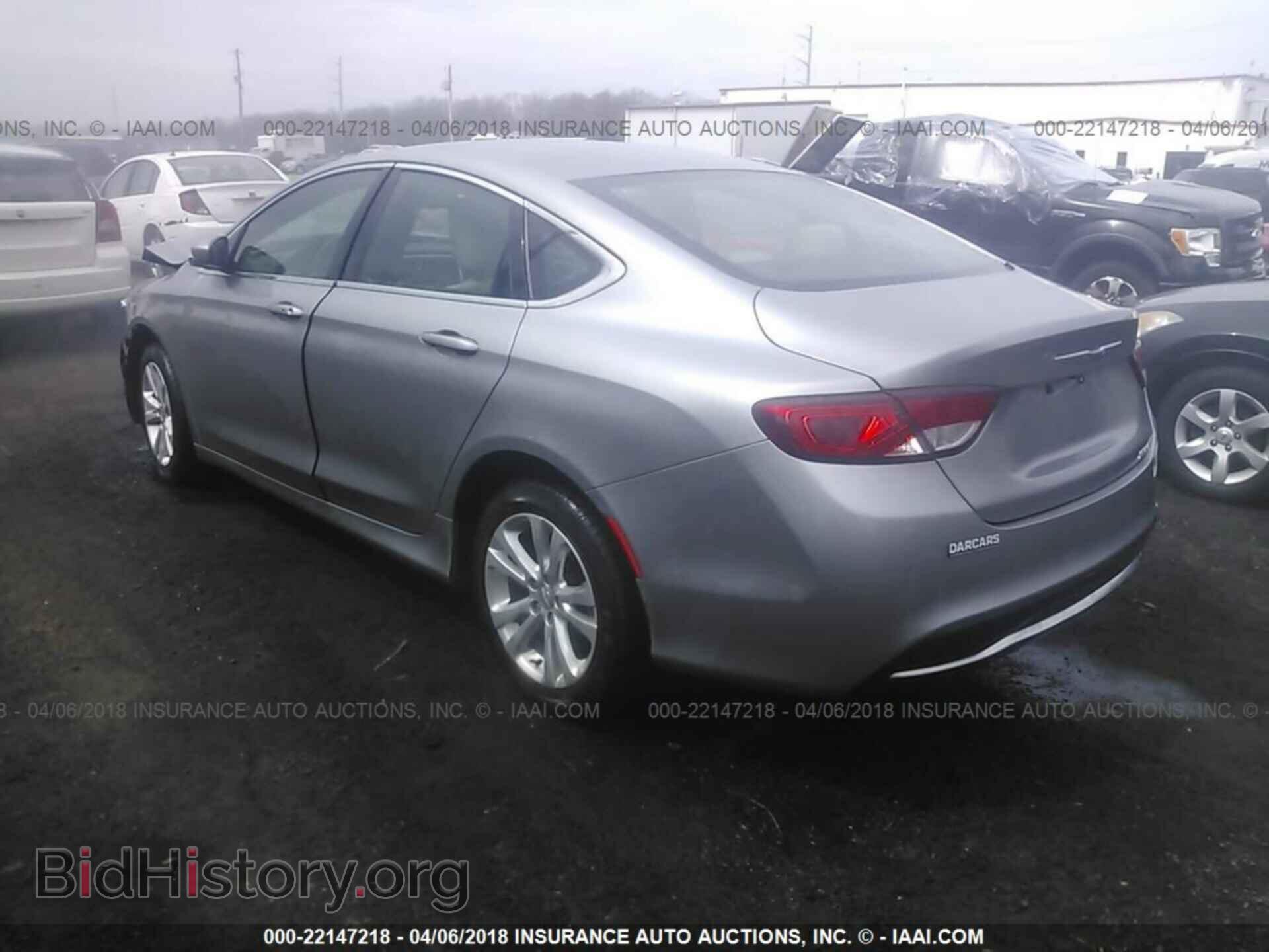 2016 Chrysler 200 - VIN: 1C3CCCAB7GN142434 - Photo 3