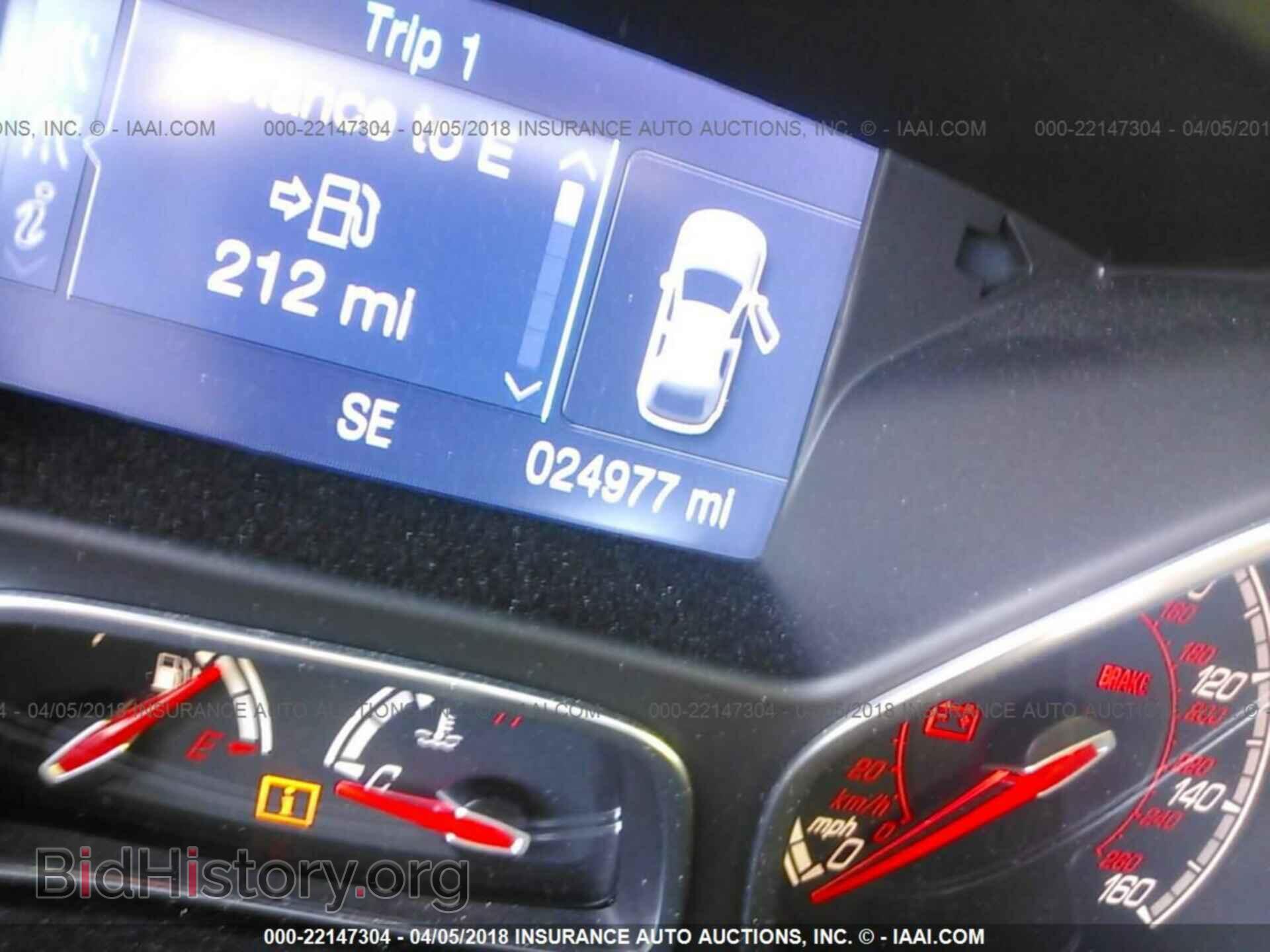 2014 Ford Focus - VIN: 1FADP3L92EL463696 - Photo 7