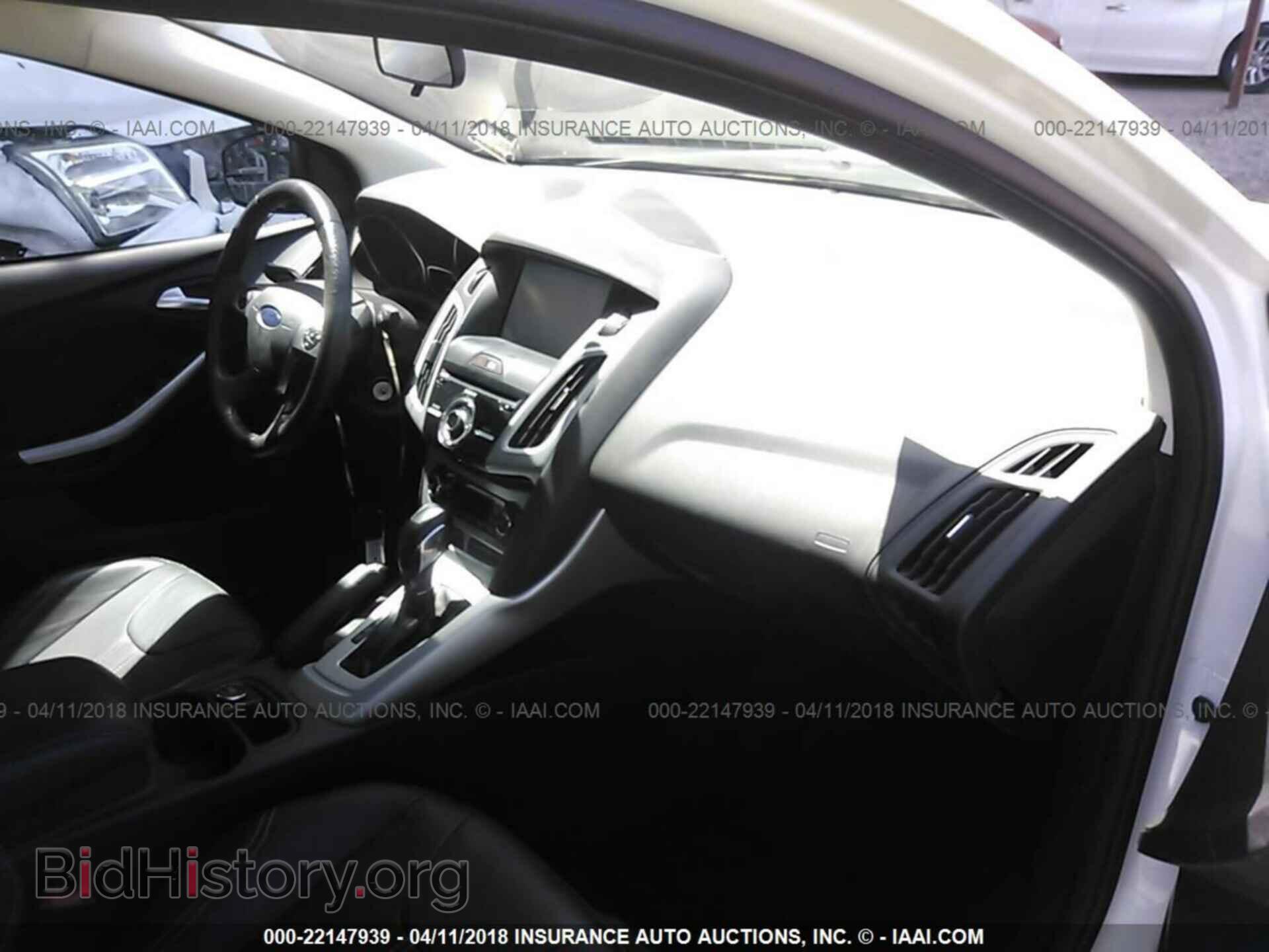2014 Ford Focus - VIN: 1FADP3F27EL387312 - Фото 5