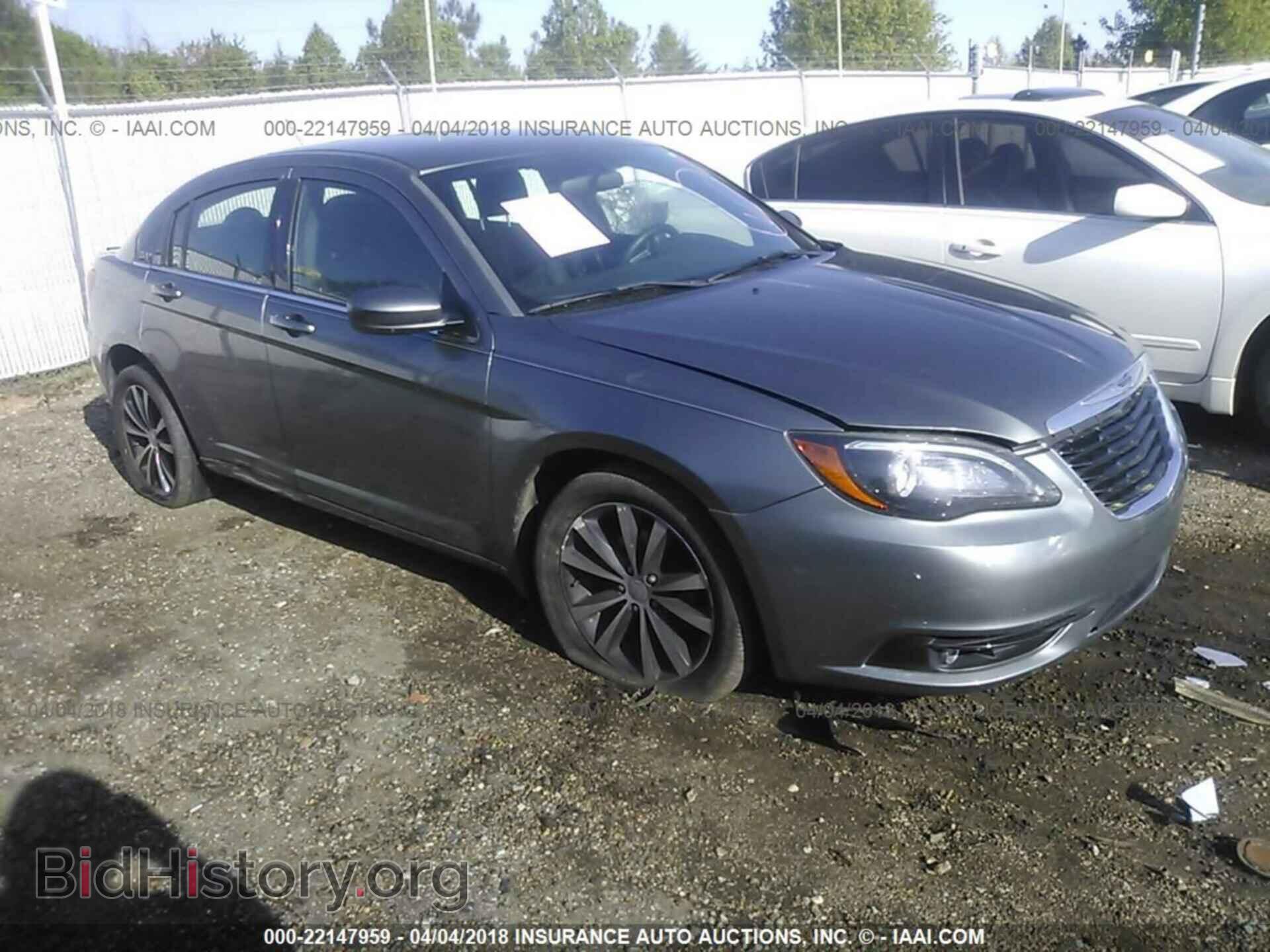 Photo 1C3CCBBB7DN521891 - Chrysler 200 2013