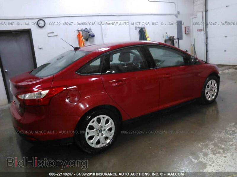 2012 Ford FOCUS (VIN 1FAHP3F20CL239355) — photo 4 of 10