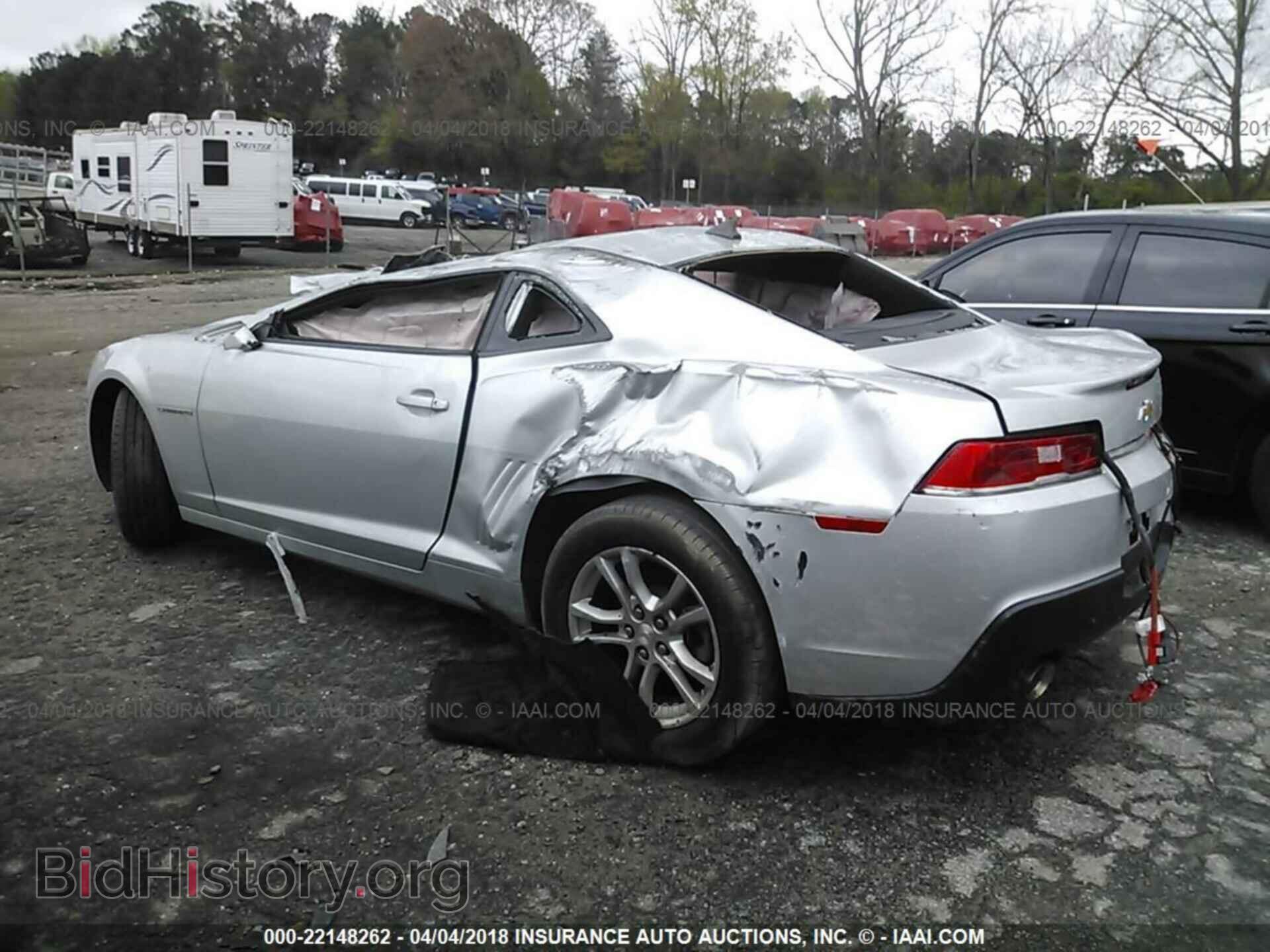 2015 Chevrolet Camaro - VIN: 2G1FB1E36F9150795 - Photo 3