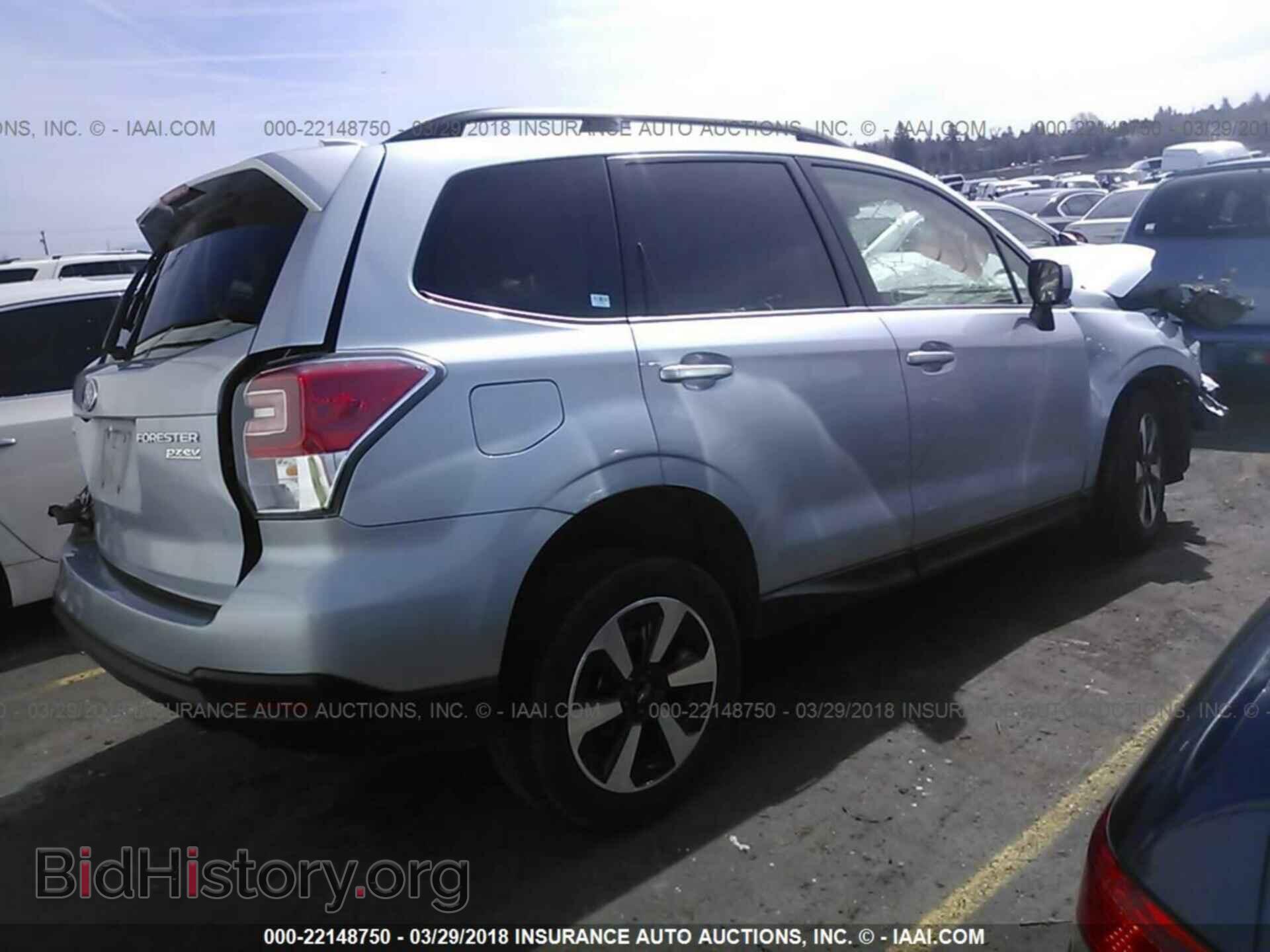 2017 Subaru Forester - VIN: JF2SJAEC3HH593219 - Photo 4