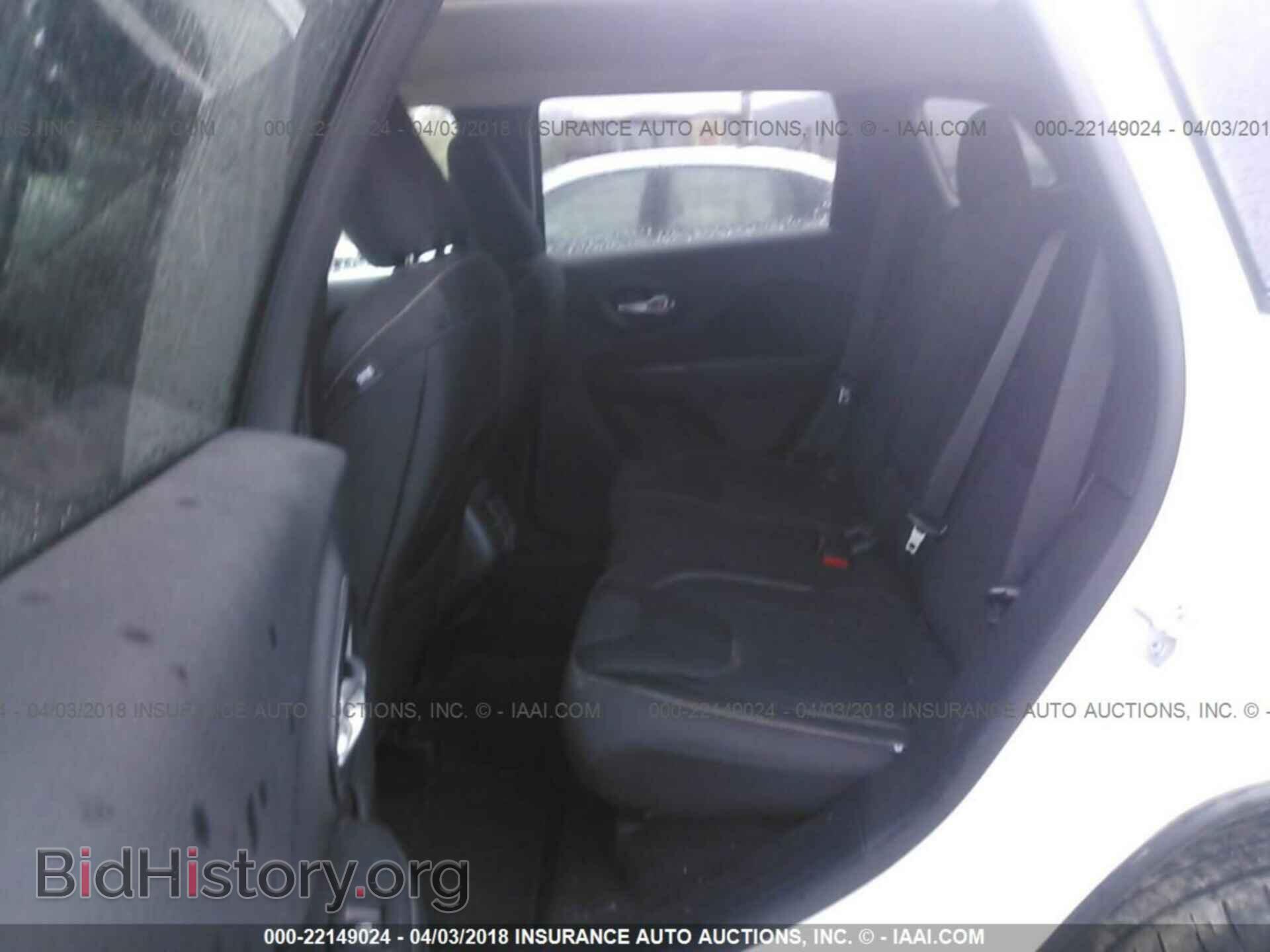 2015 Jeep Cherokee - VIN: 1C4PJMCB6FW613147 - Фото 8