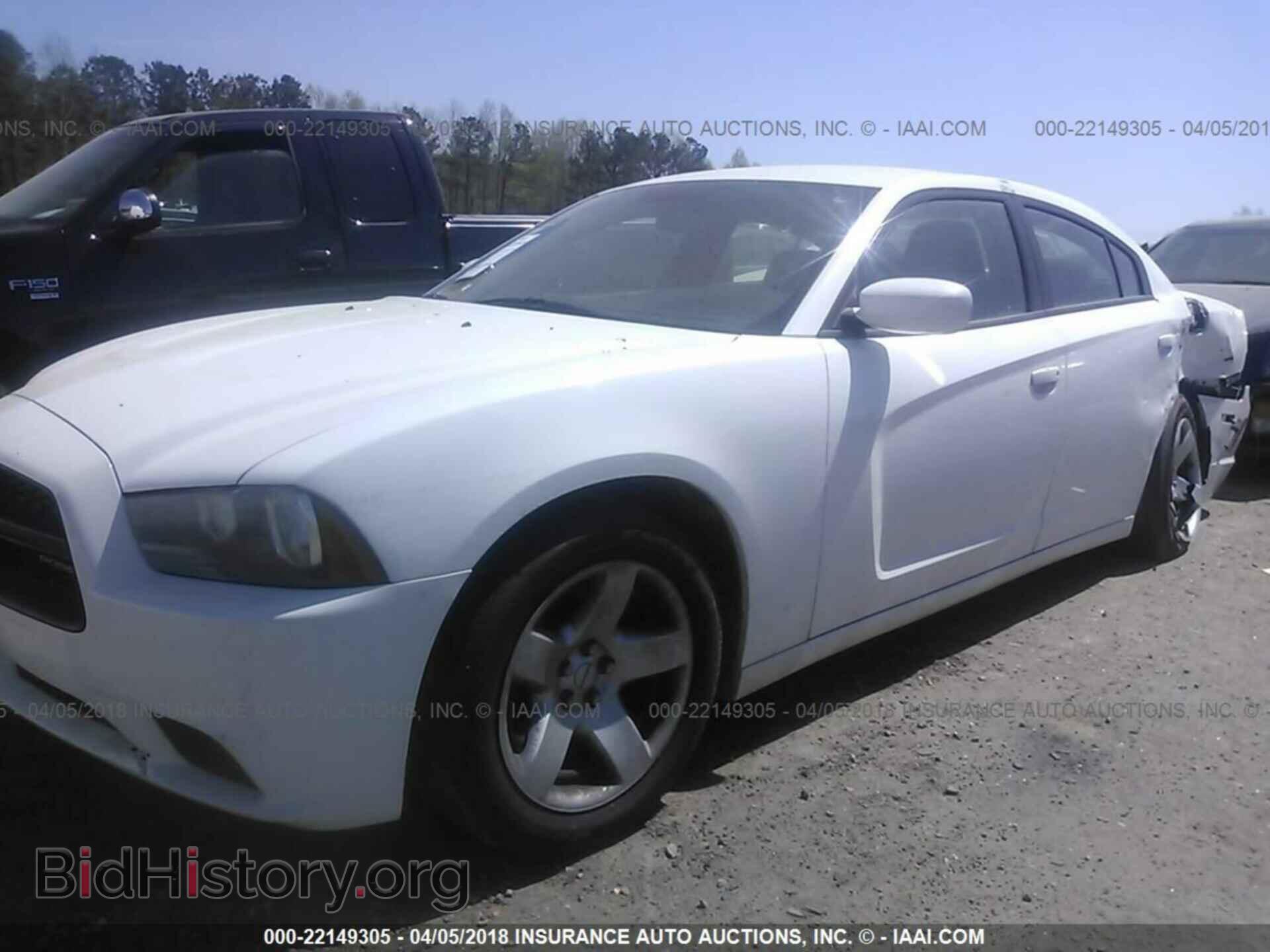 2012 Dodge Charger - VIN: 2C3CDXAT0CH201520 - Фото 2