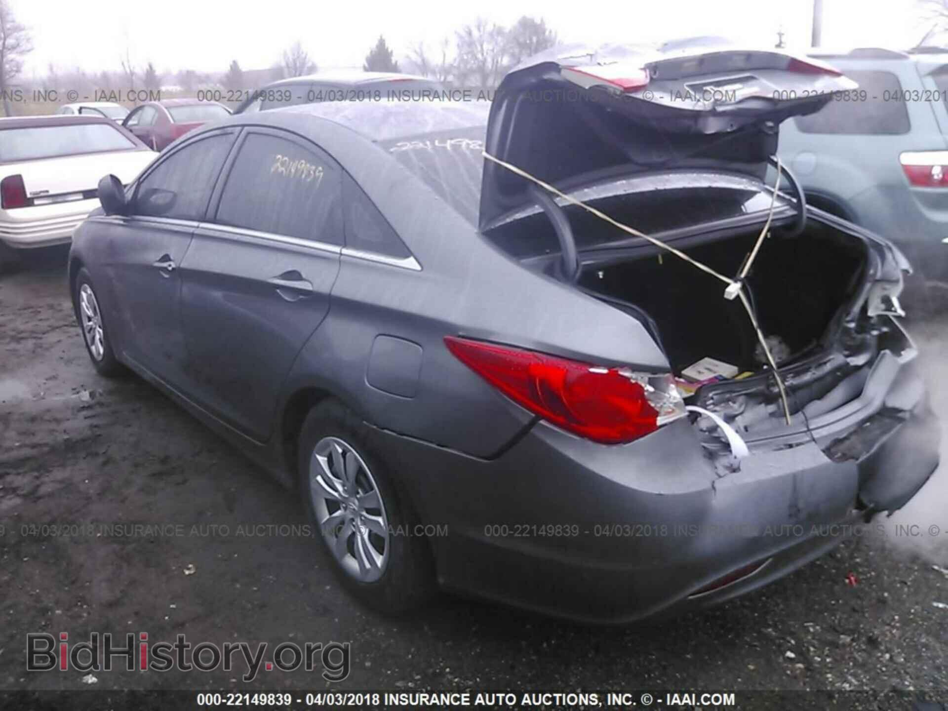 2012 Hyundai Sonata - VIN: 5NPEB4AC8CH328614 - Фото 3
