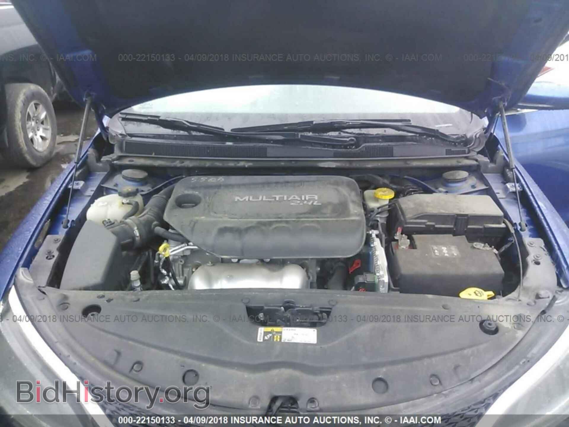 2016 Chrysler 200 - VIN: 1C3CCCAB2GN118980 - Photo 10
