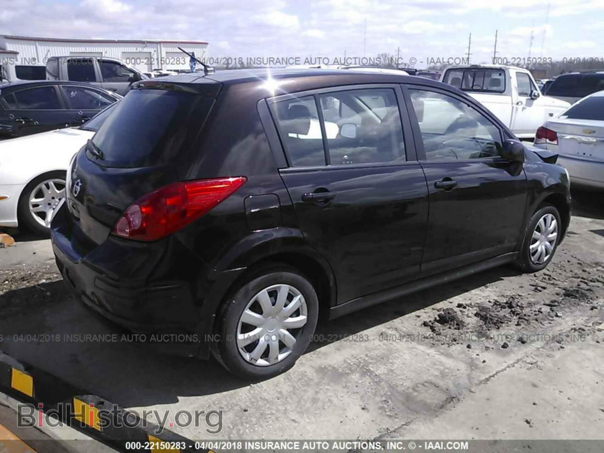 2011 Nissan Versa - VIN: 3N1BC1CP4BL370228 - Фото 4