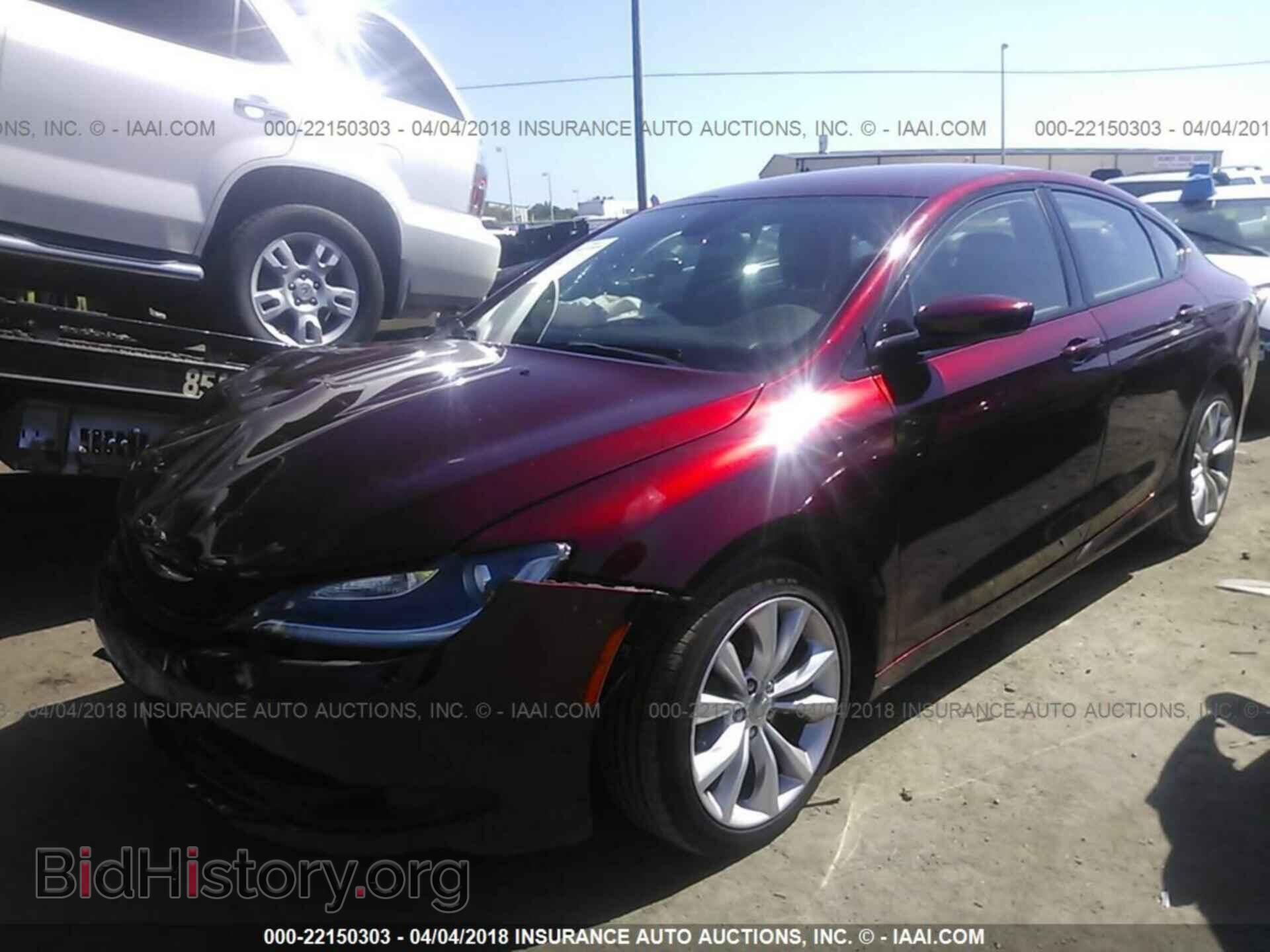 2015 Chrysler 200 - VIN: 1C3CCCBB1FN598782 - Photo 2