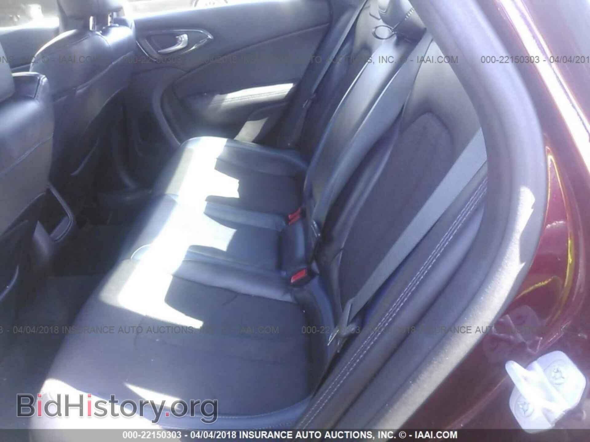 2015 Chrysler 200 - VIN: 1C3CCCBB1FN598782 - Photo 8