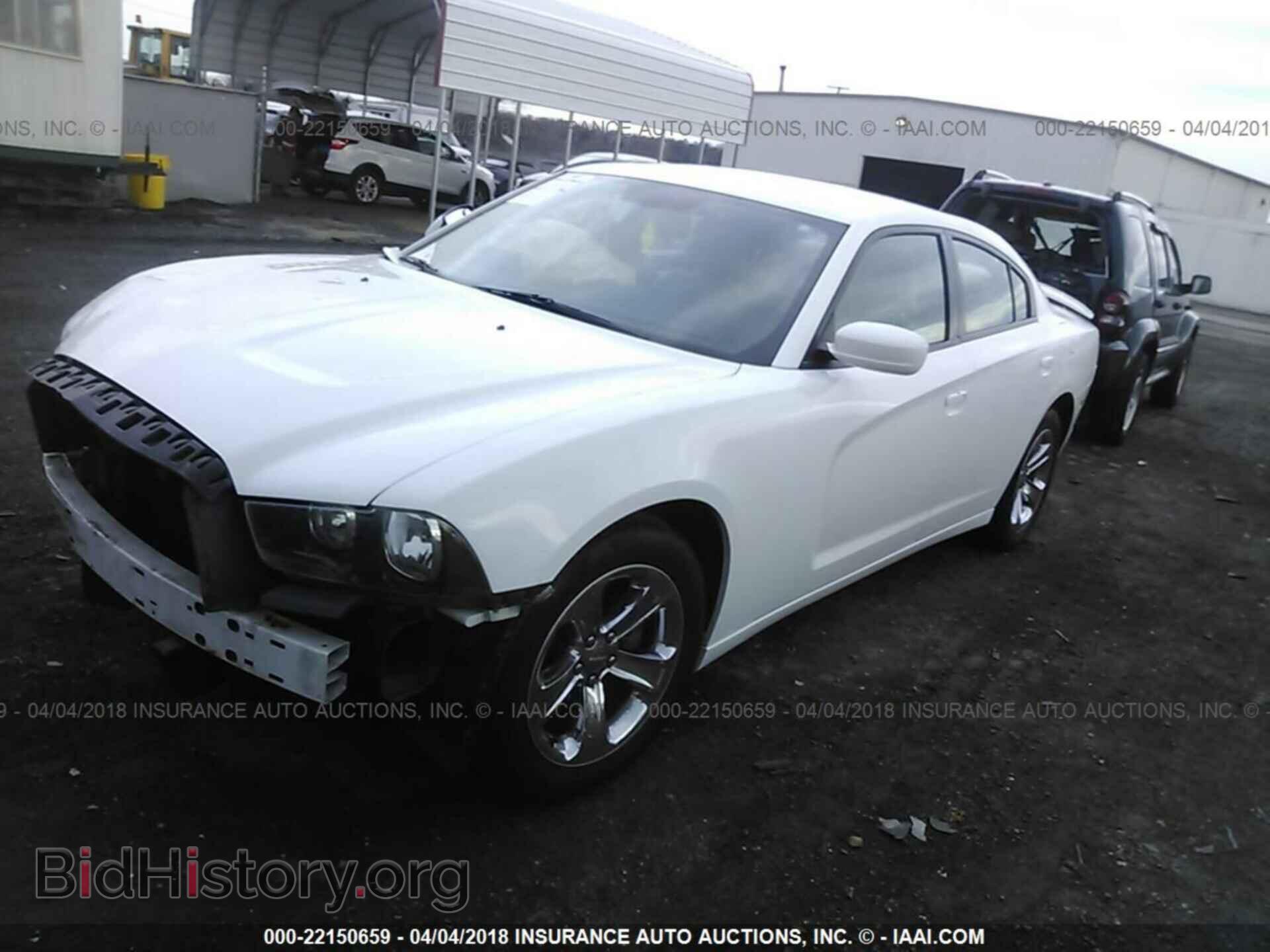 2012 Dodge Charger - VIN: 2C3CDXBGXCH219721 - Фото 2