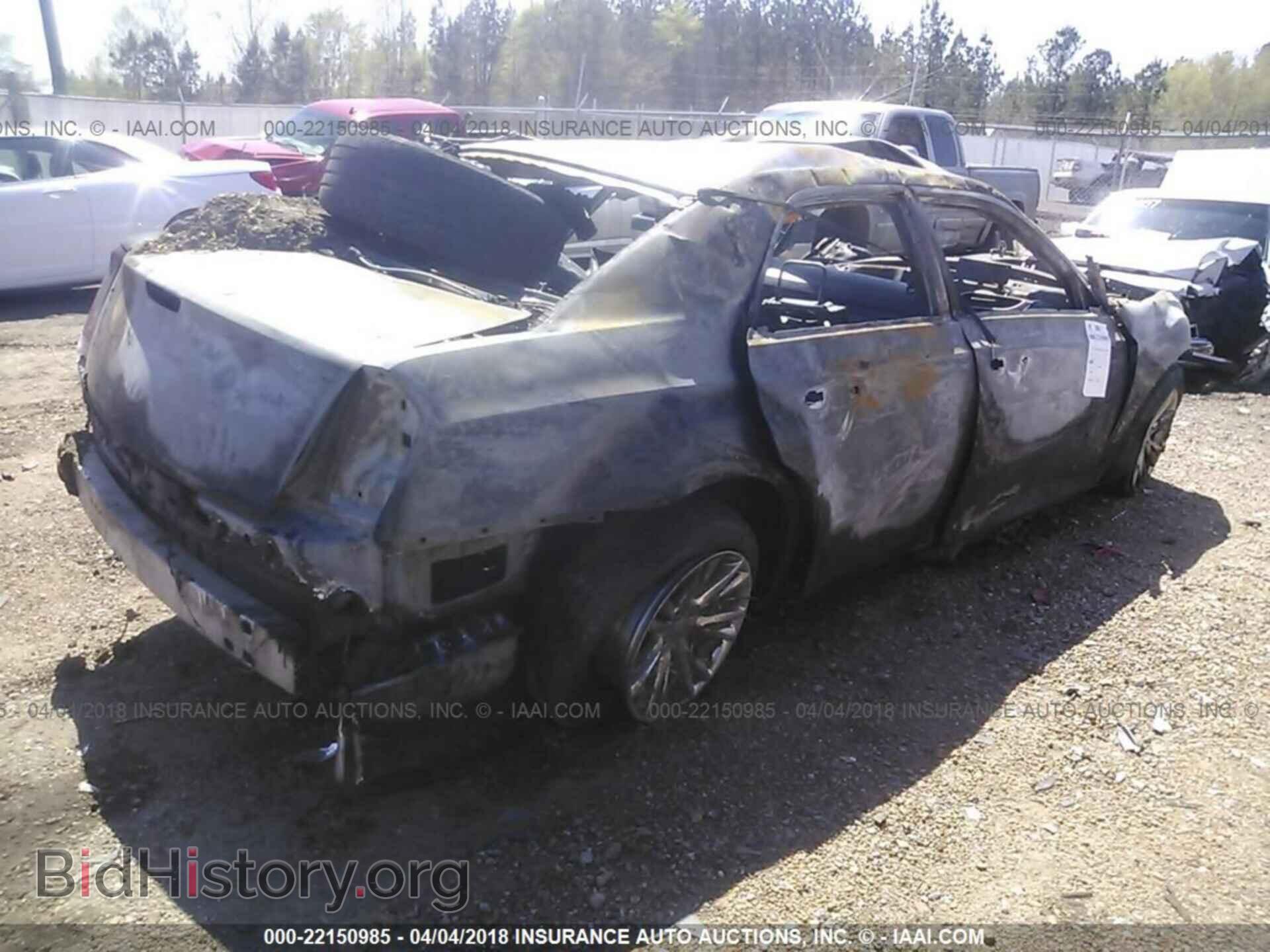 2015 Chrysler 300c - VIN: 2C3CCAEG5FH867760 - Фото 4