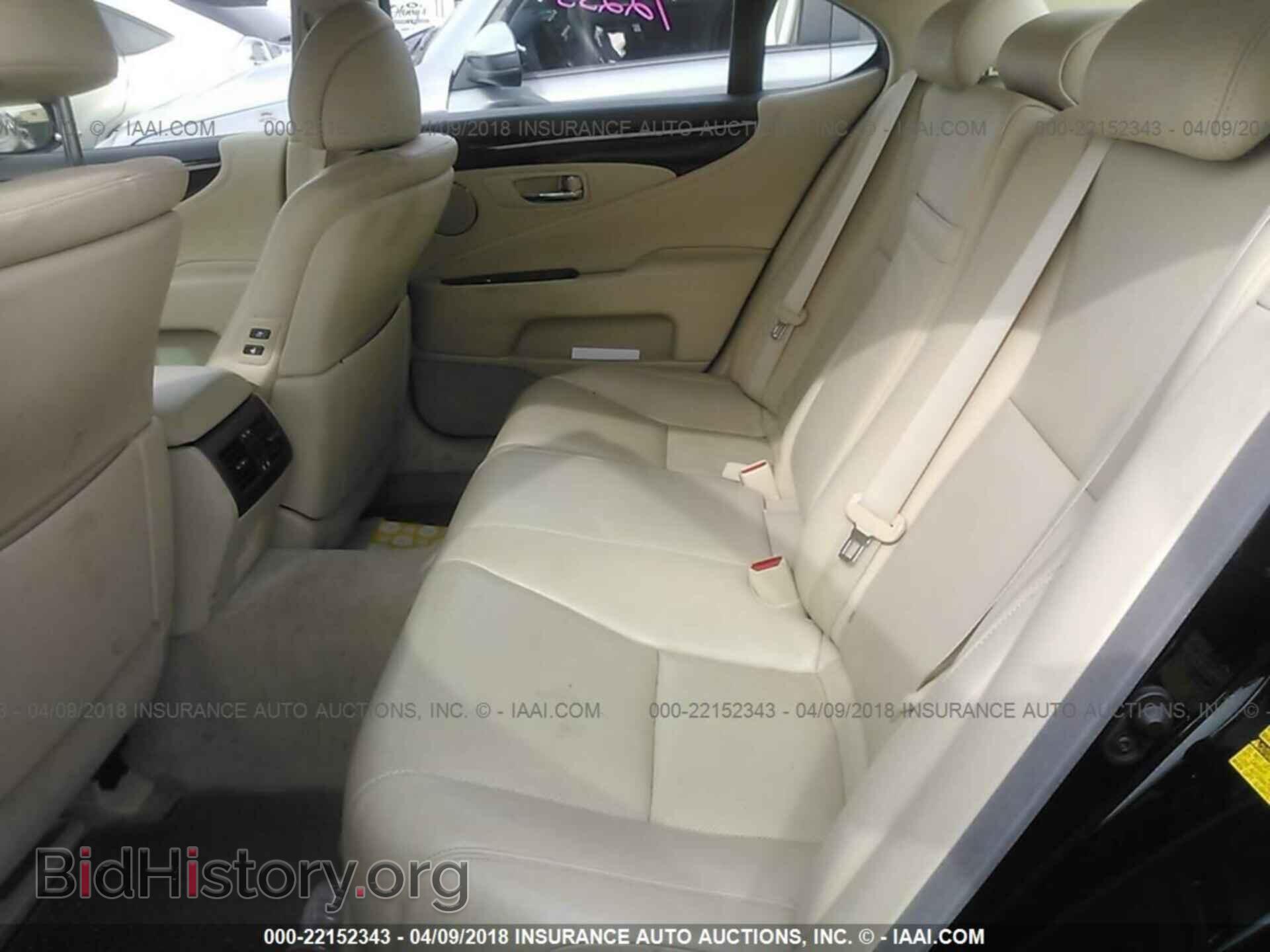 2011 Lexus Ls - VIN: JTHCL5EFXB5011087 - Photo 8