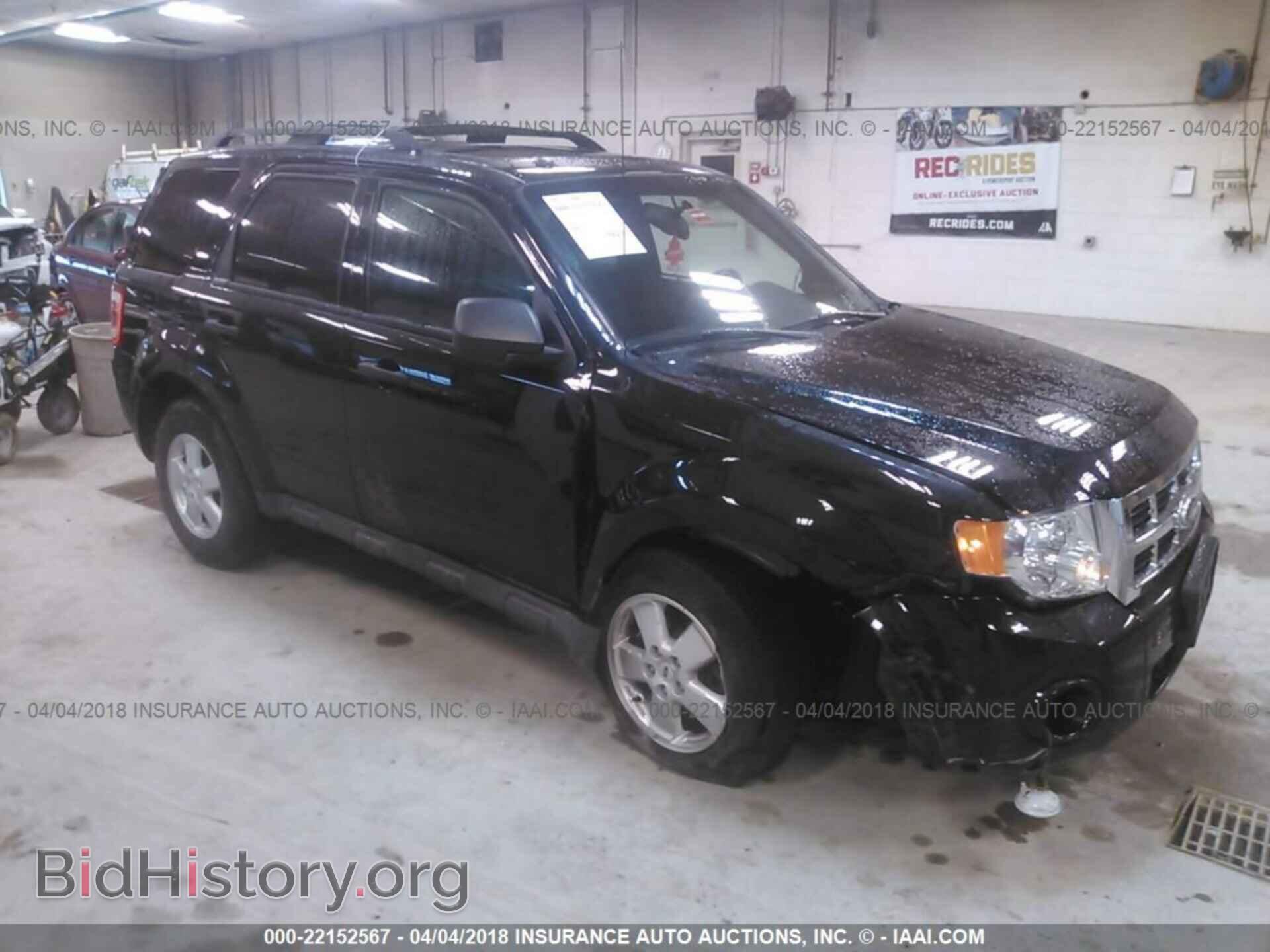 Photo 1FMCU9D74CKA02111 - Ford Escape 2012