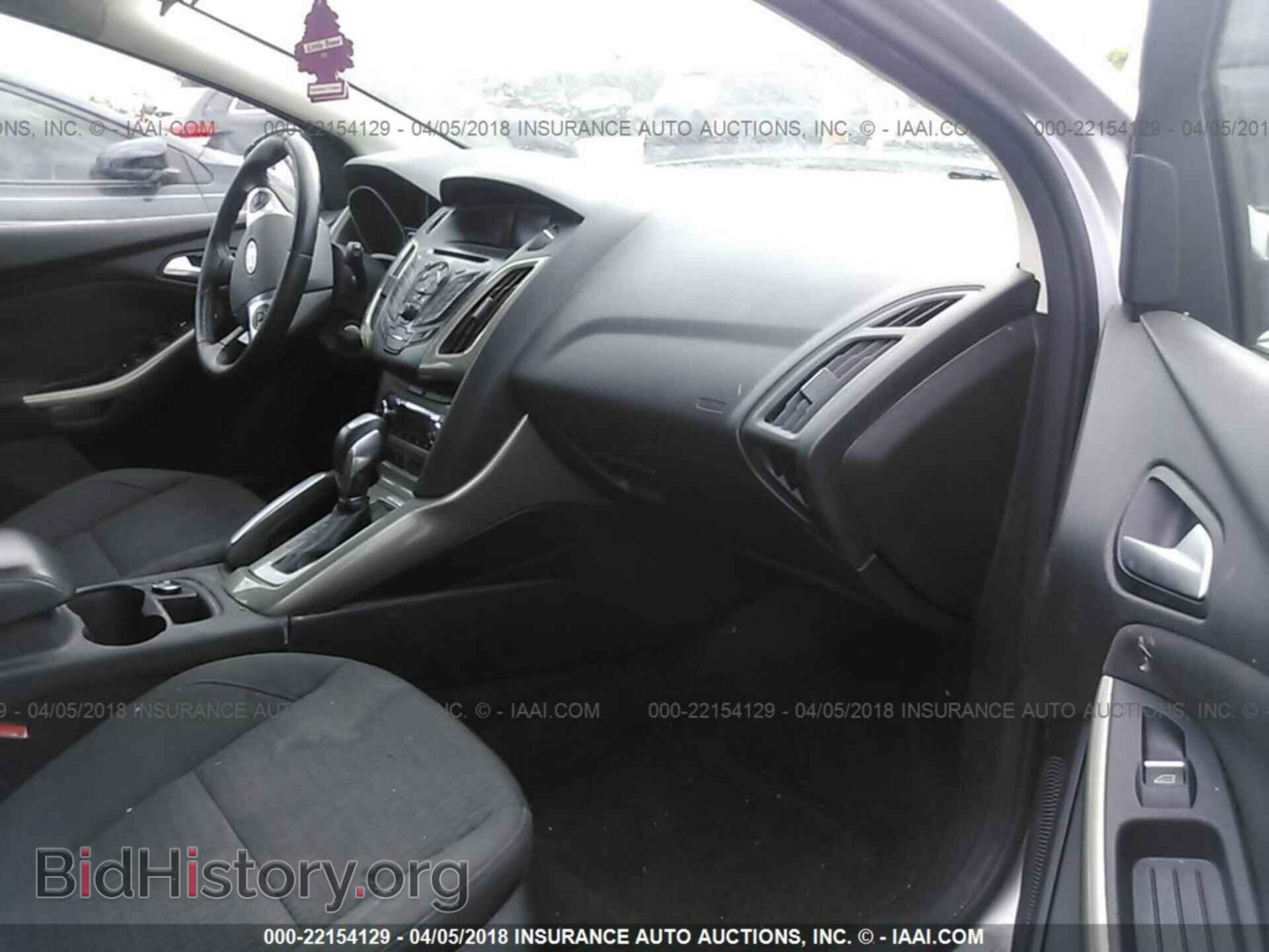 2012 Ford Focus - VIN: 1FAHP3M21CL348460 - Фото 5