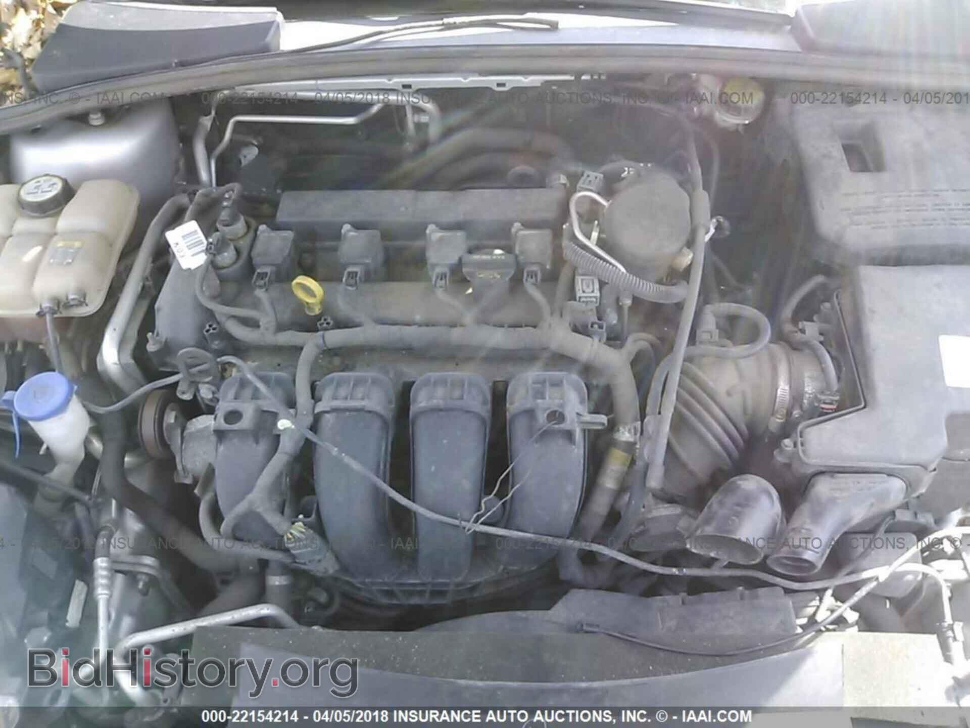 2012 Ford Focus - VIN: 1FAHP3K21CL318099 - Photo 10