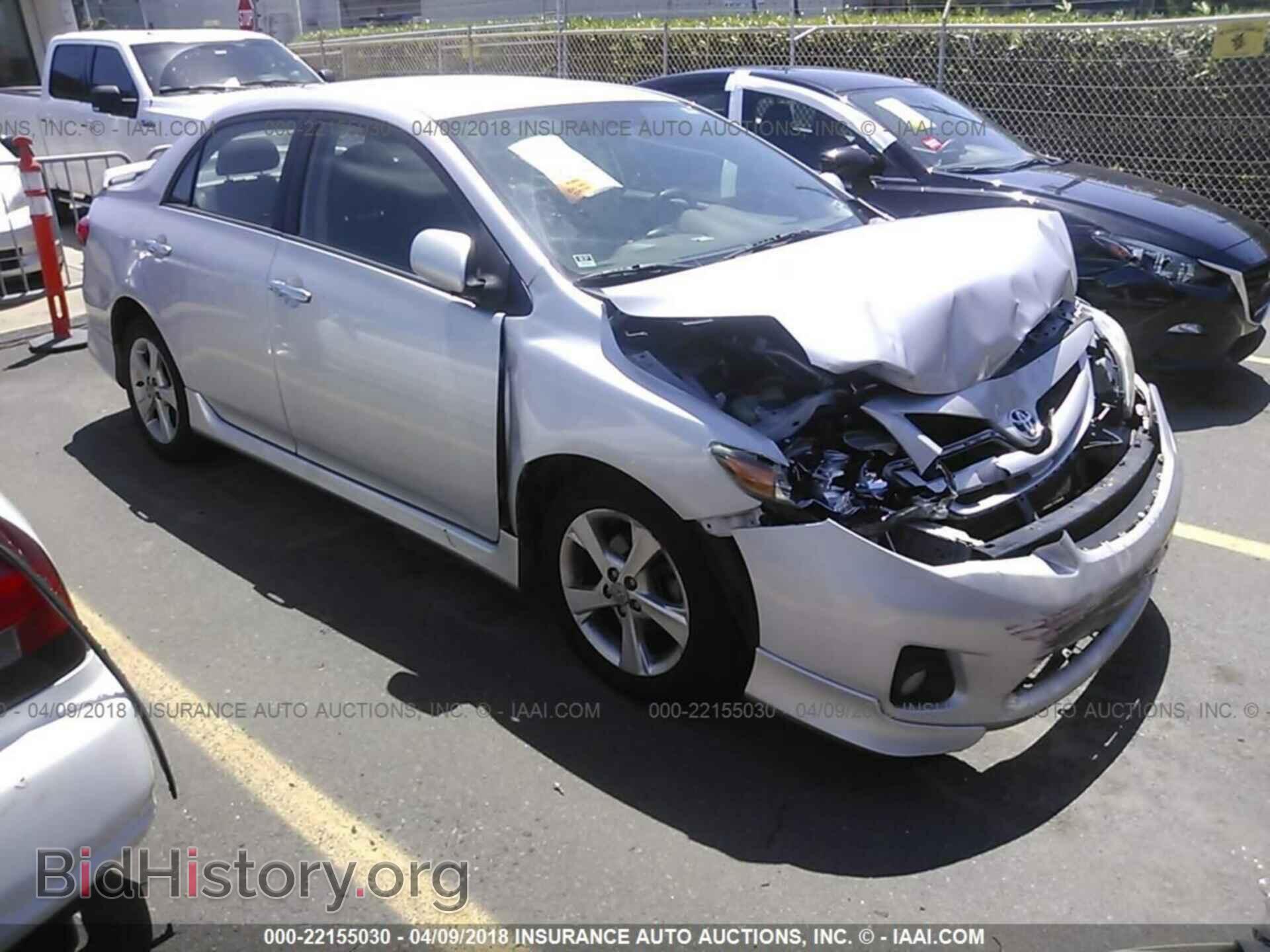 Photo 2T1BU4EE2BC638090 - Toyota Corolla 2011