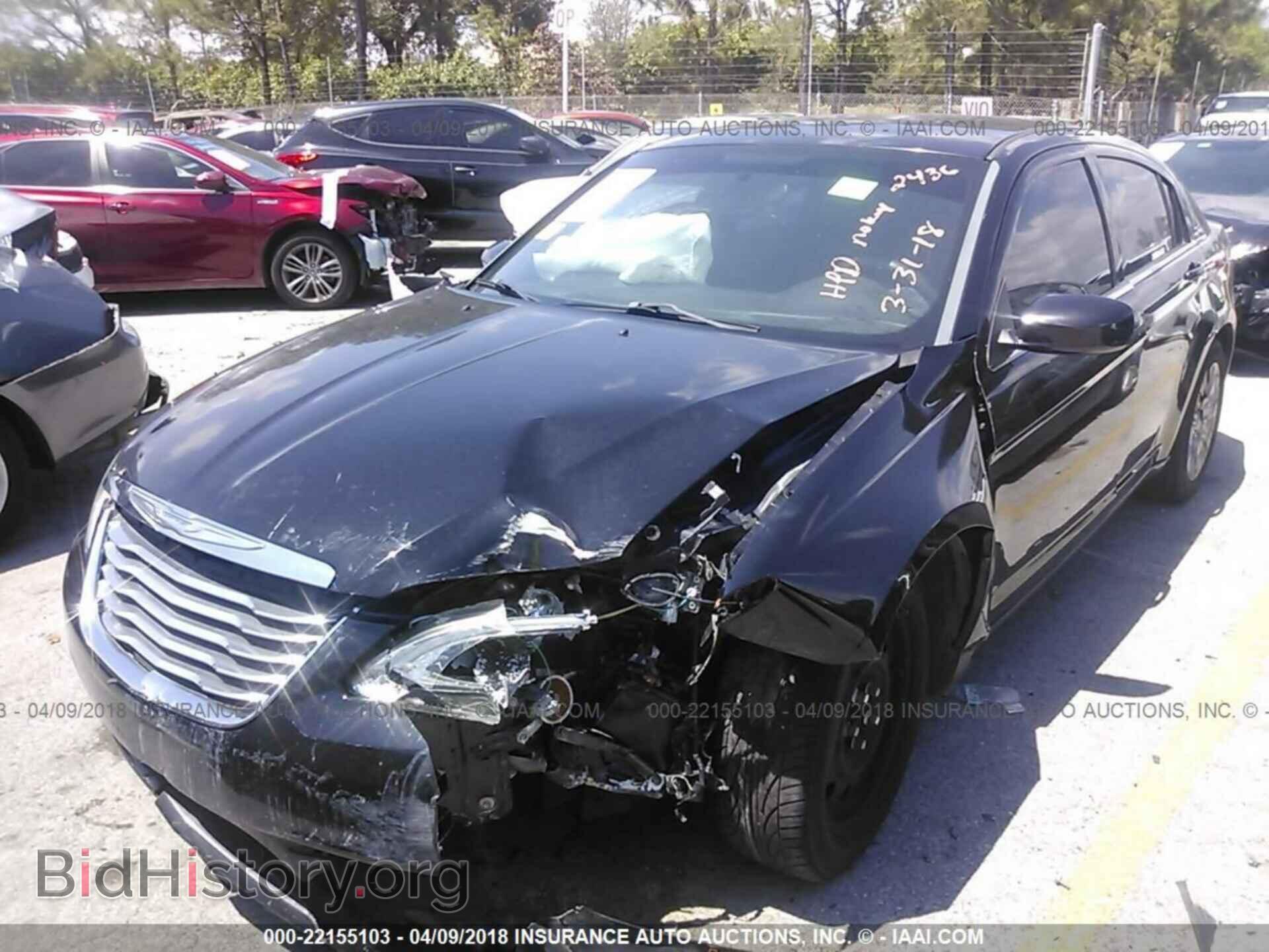 2012 Chrysler 200 - VIN: 1C3CCBAB1CN172436 - Фото 2