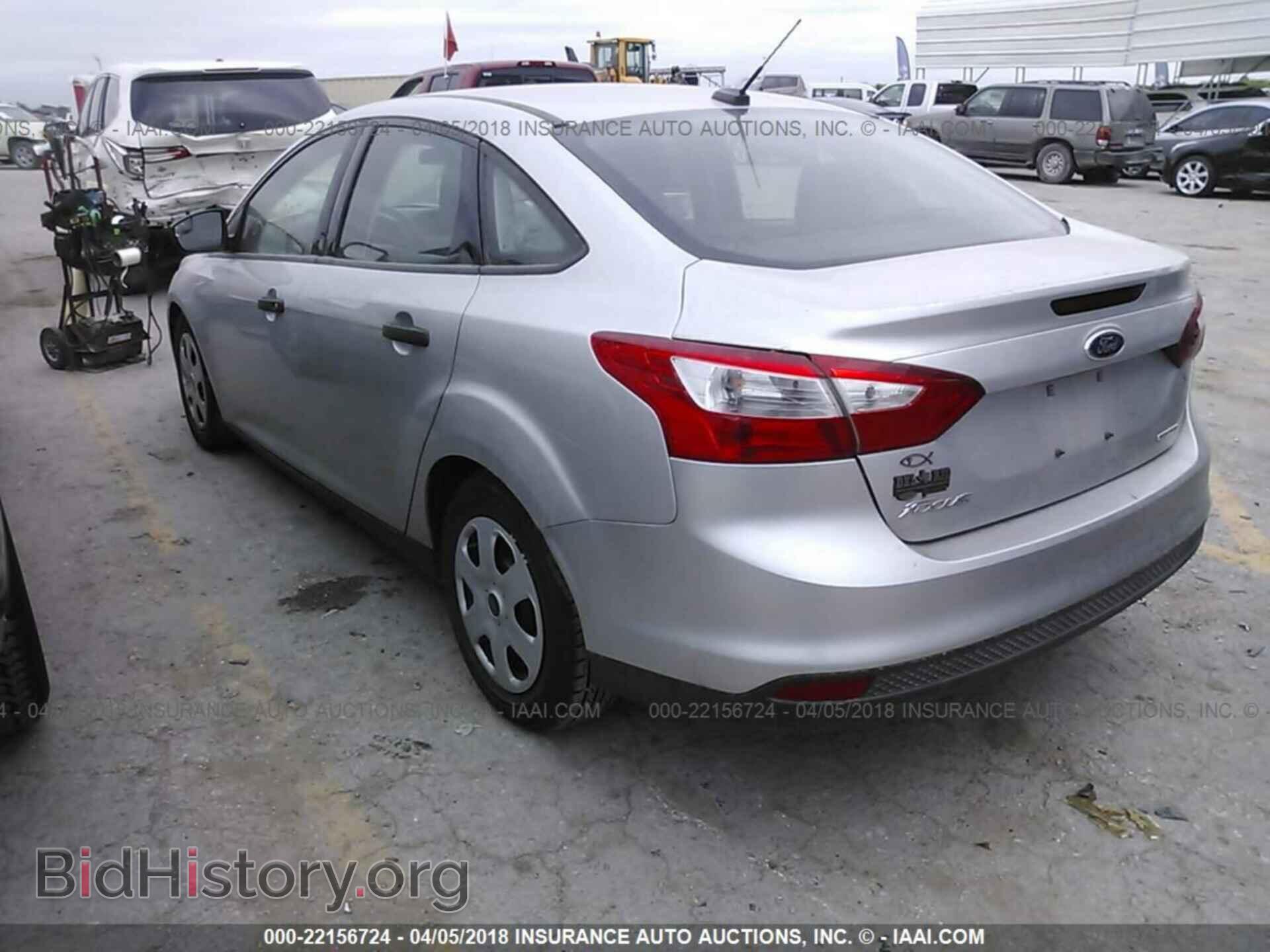 2014 Ford Focus - VIN: 1FADP3E22EL246908 - Фото 3