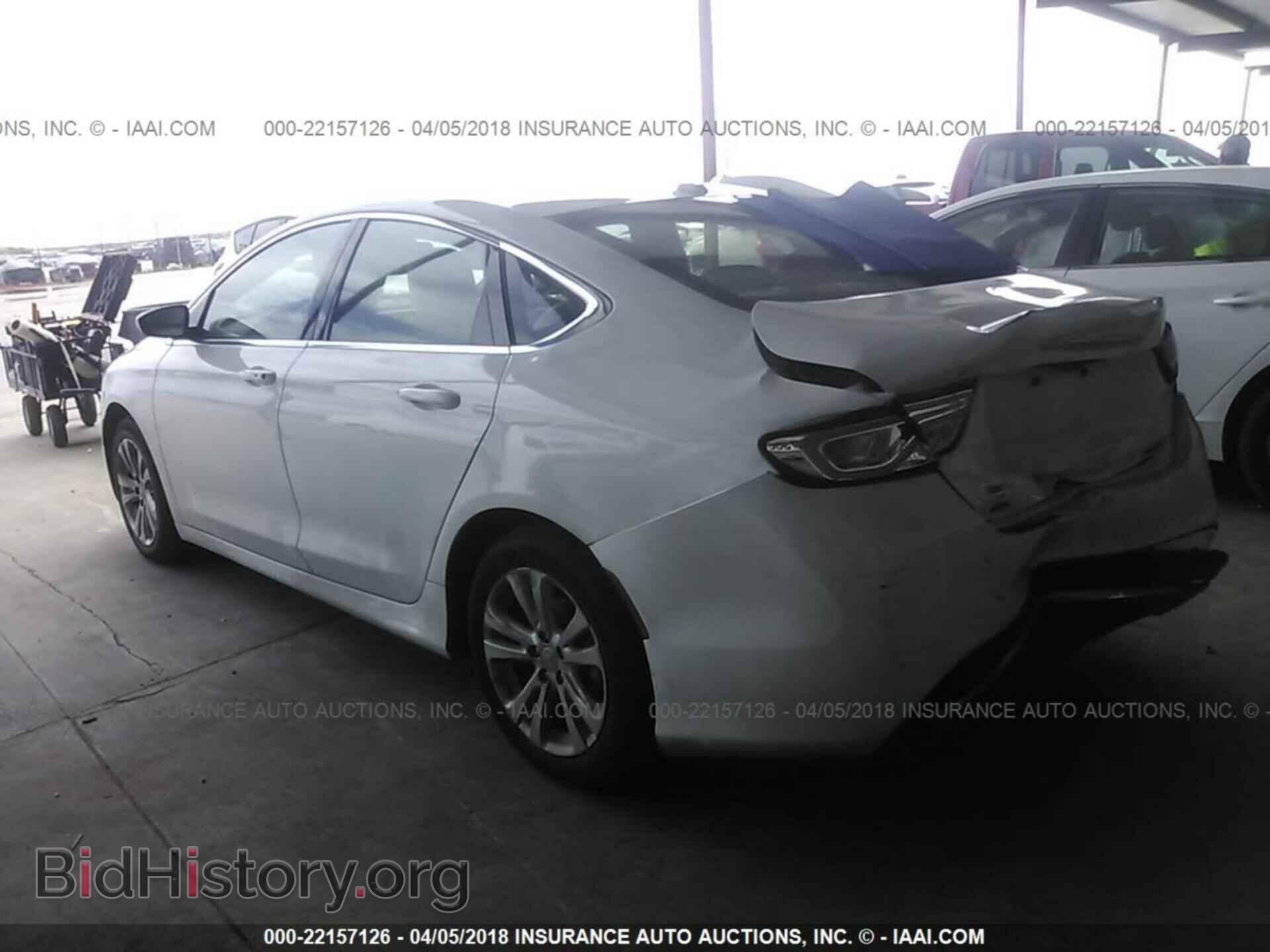 2015 Chrysler 200 - VIN: 1C3CCCAB5FN743467 - Фото 3