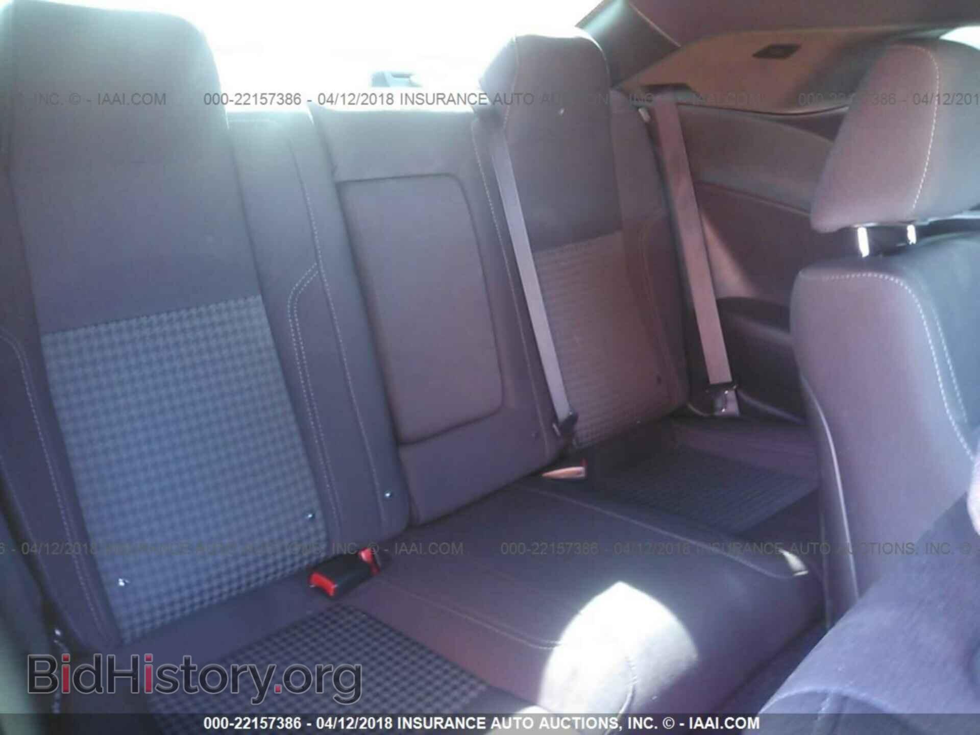 2018 Dodge Challenger - VIN: 2C3CDZAG1JH178406 - Photo 8