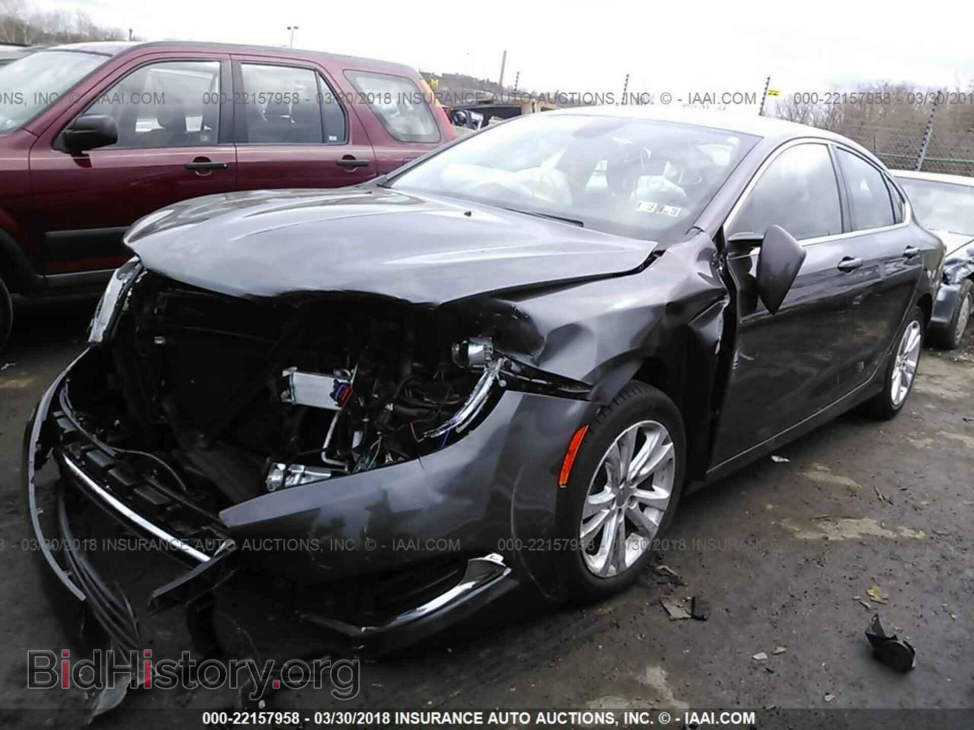 2016 Chrysler 200 - VIN: 1C3CCCAB1GN162226 - Photo 2