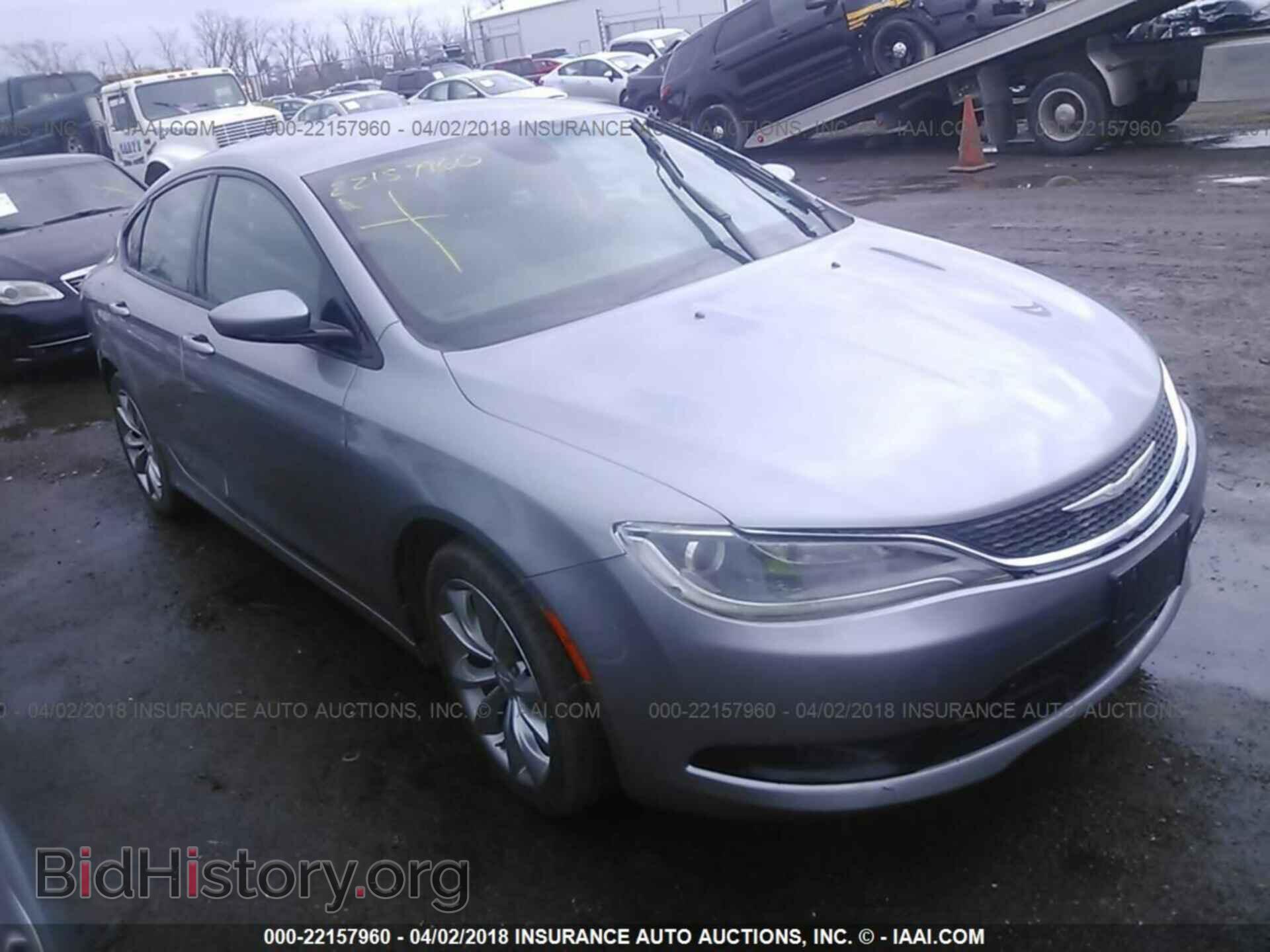 Photo 1C3CCCBBXFN734746 - Chrysler 200 2015