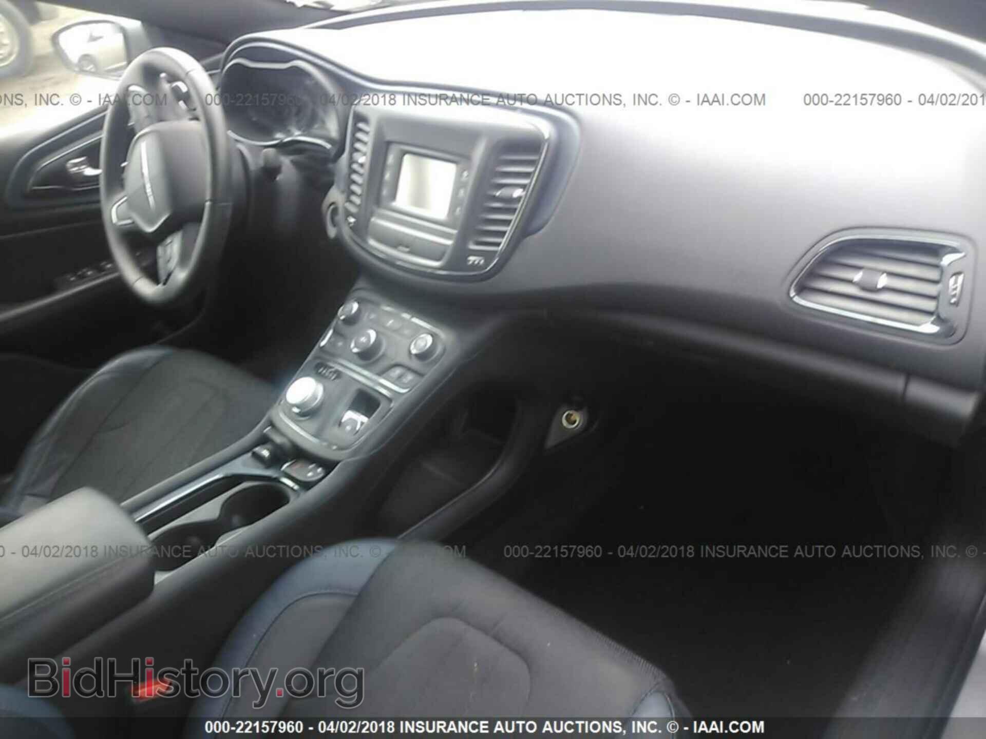 2015 Chrysler 200 - VIN: 1C3CCCBBXFN734746 - Фото 5