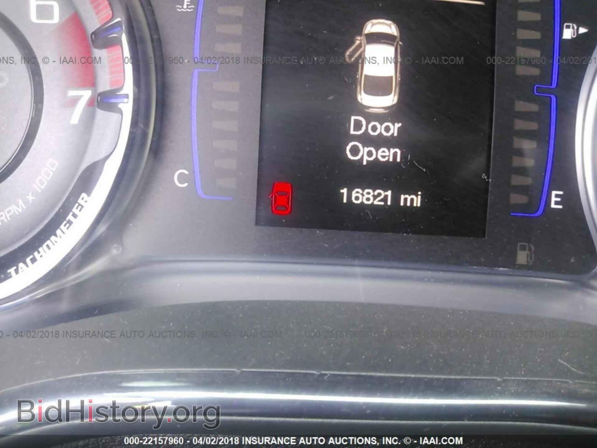 2015 Chrysler 200 - VIN: 1C3CCCBBXFN734746 - Фото 7