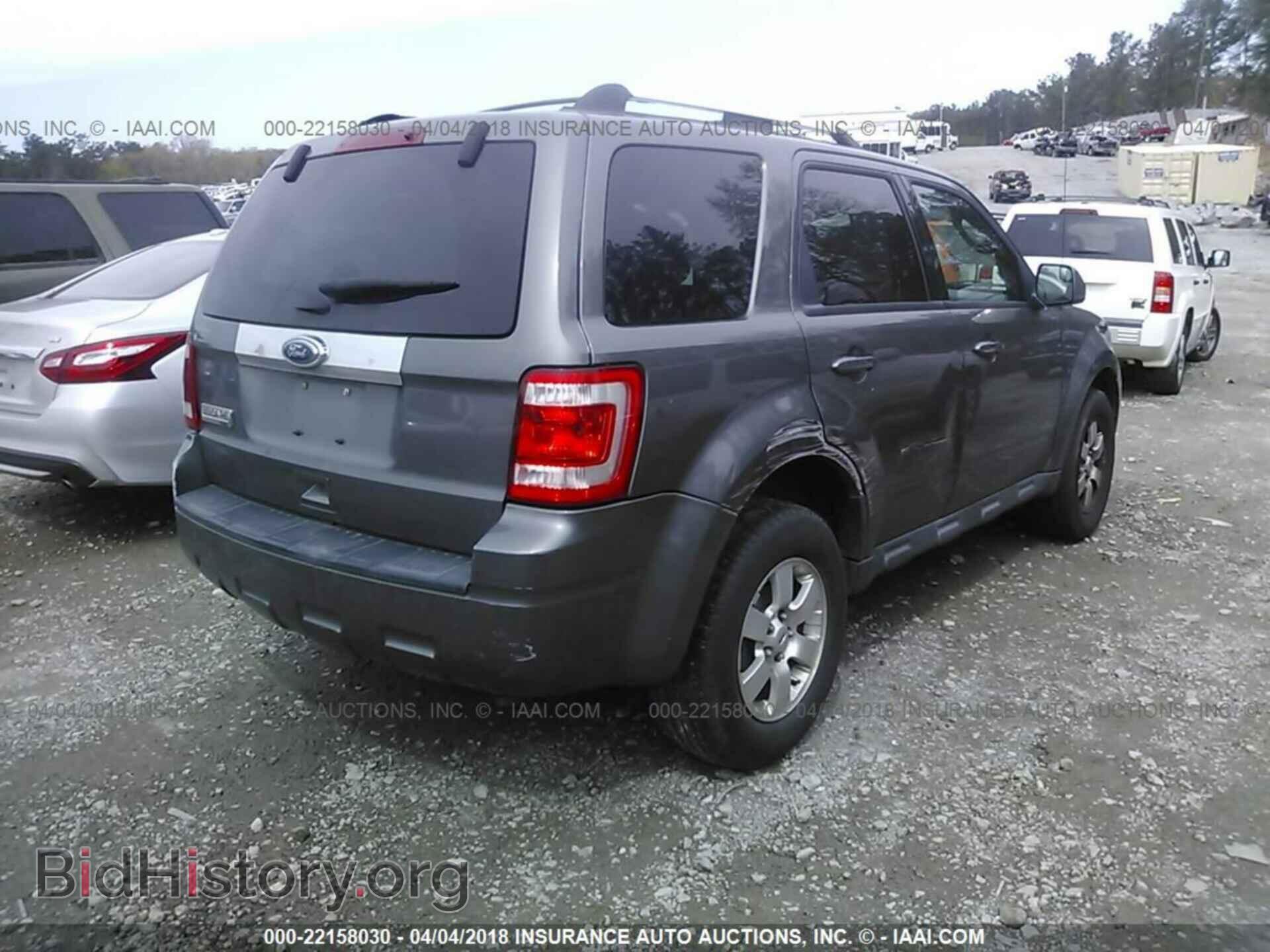 2011 Ford Escape - VIN: 1FMCU0E76BKC06076 - Фото 4