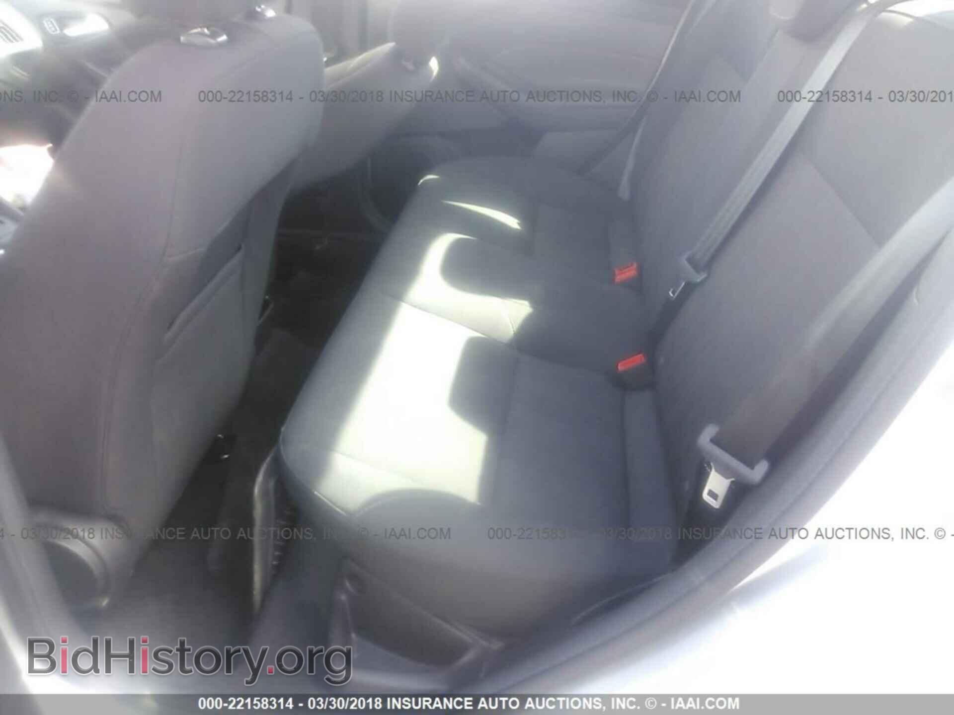 2017 Ford Focus - VIN: 1FADP3F20HL231553 - Photo 8