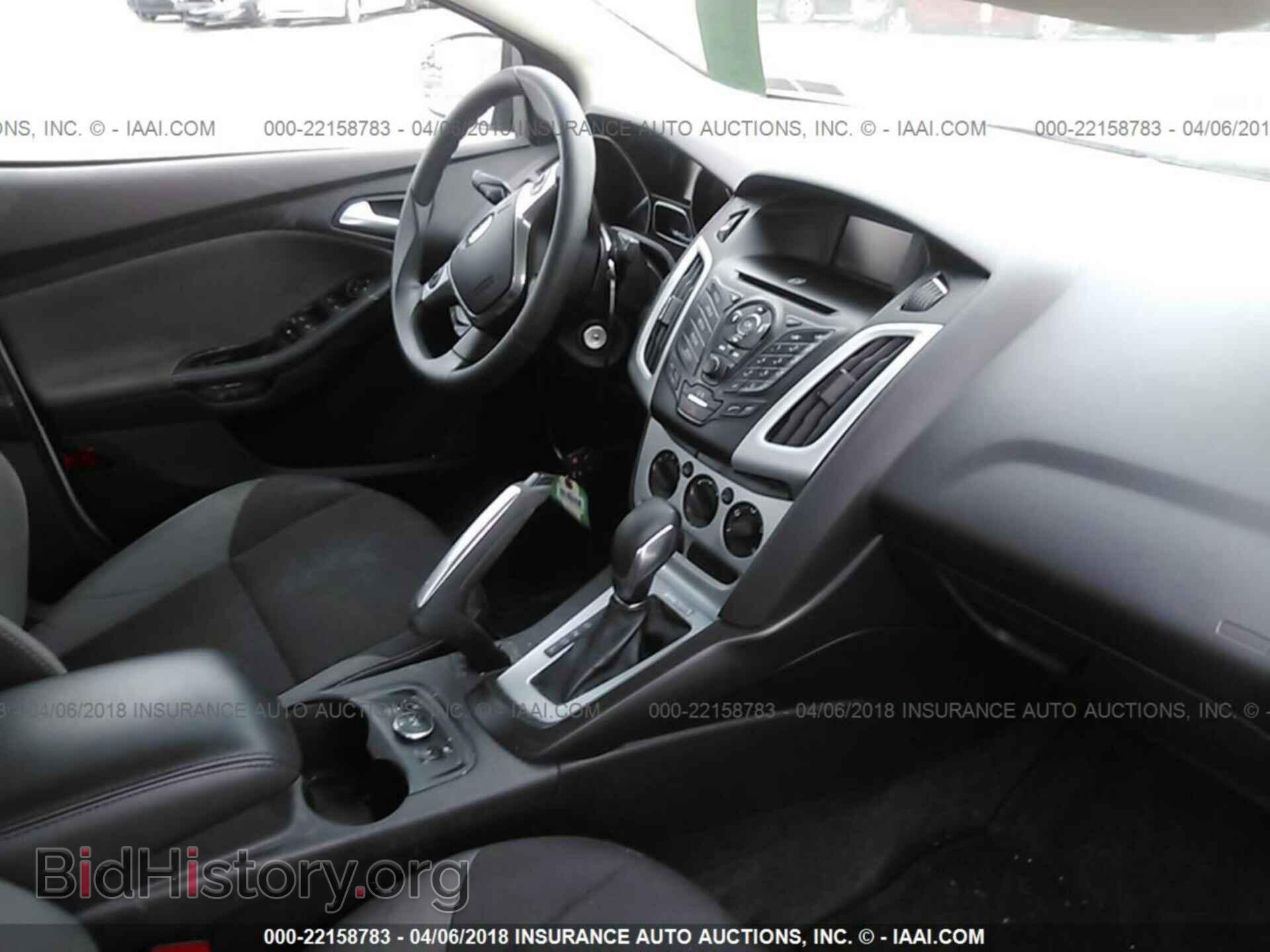 2014 Ford Focus - VIN: 1FADP3F21EL126001 - Фото 5