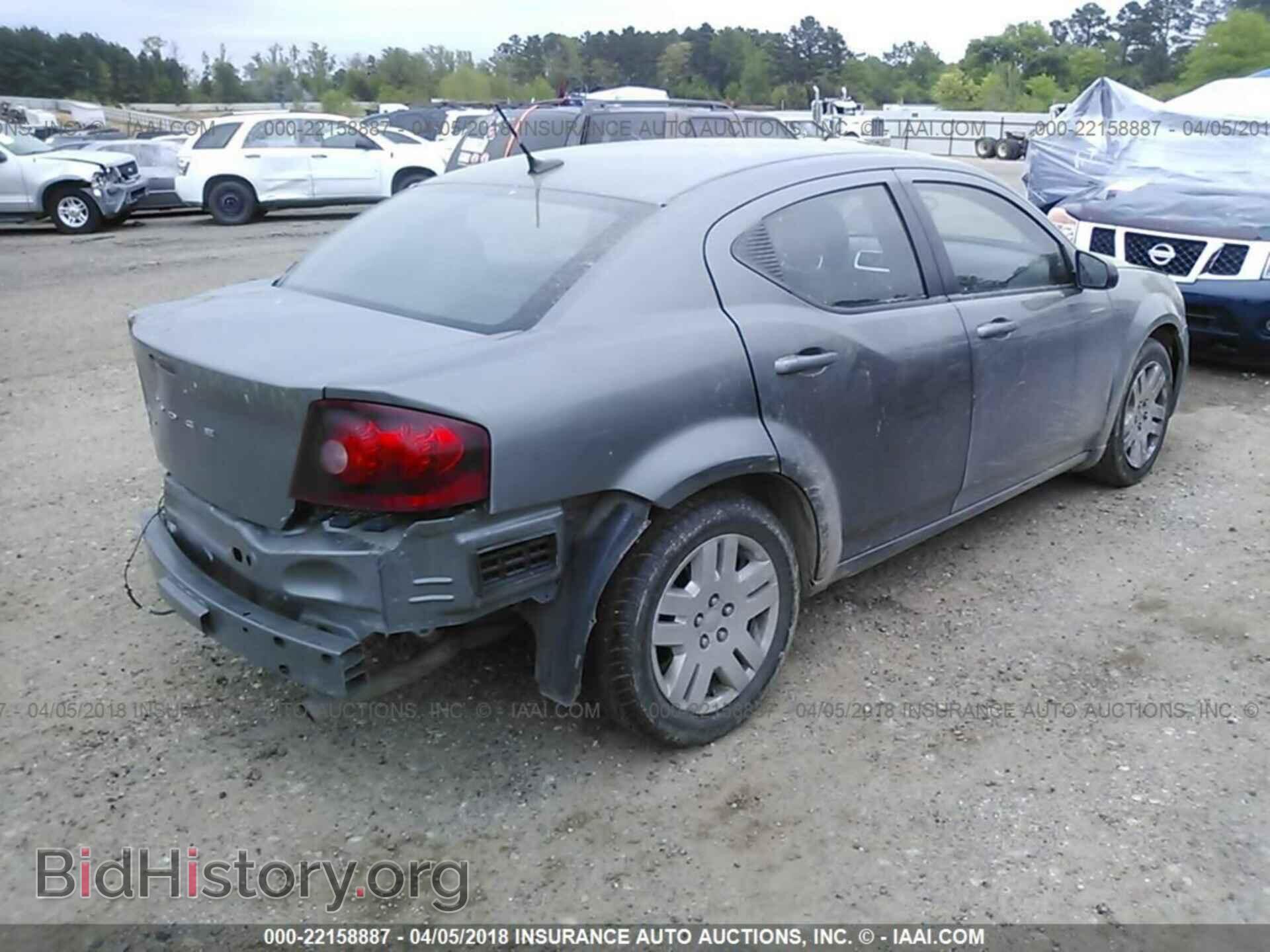 2011 Dodge Avenger - VIN: 1B3BD4FB2BN587984 - Photo 4
