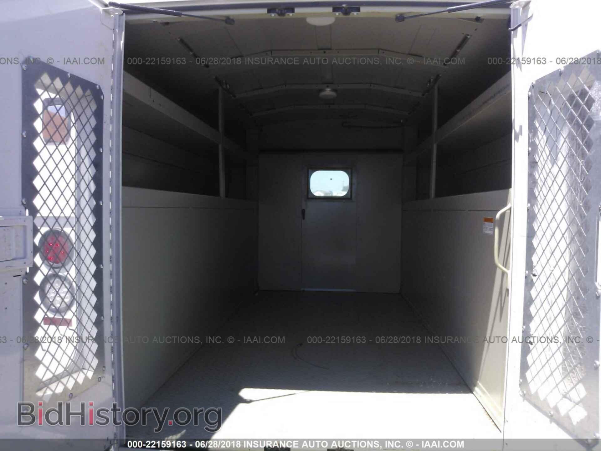 2016 Ford Econoline - VIN: 1FDWE3FLXGDC26723 - Photo 7
