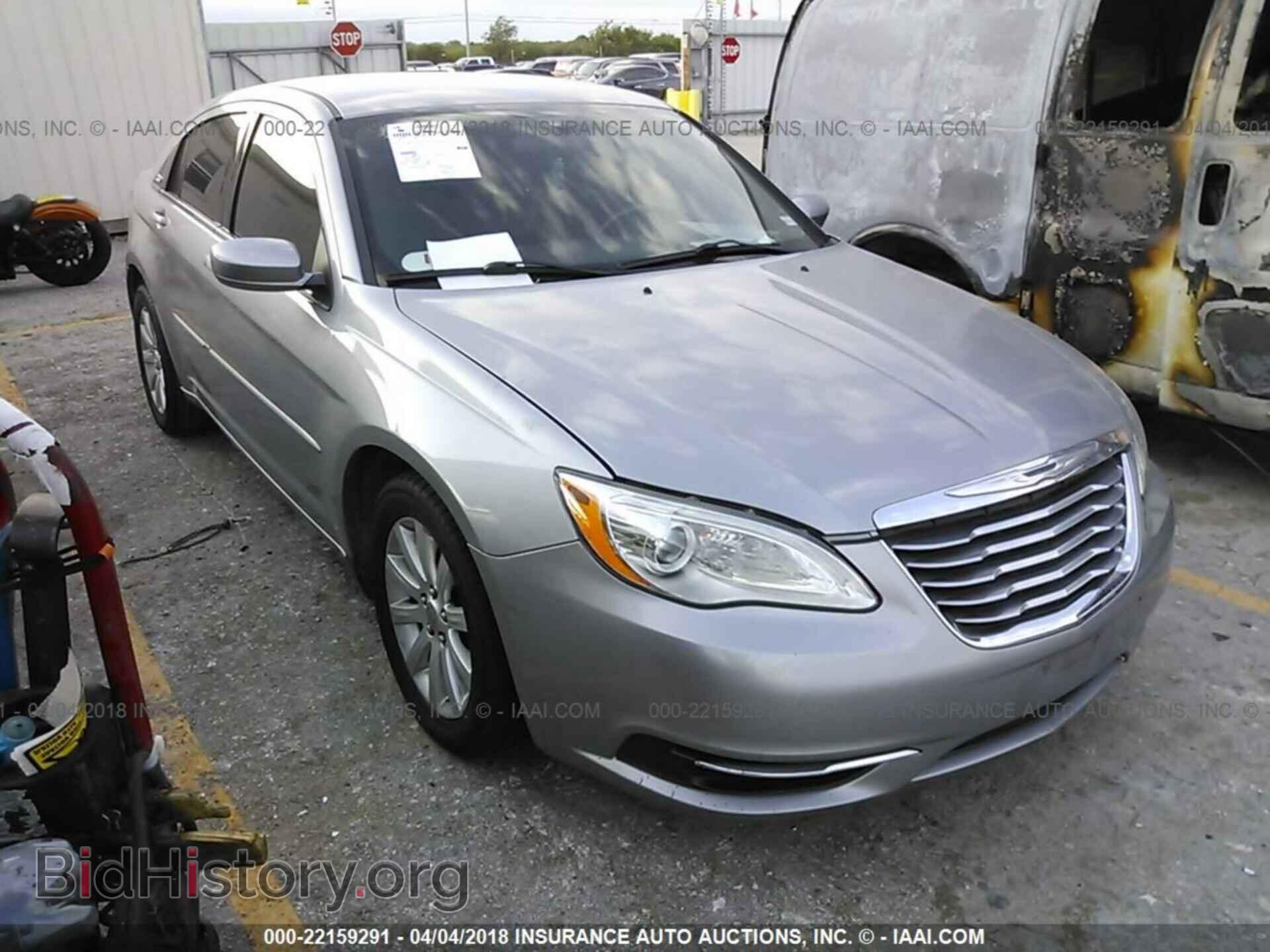 Фотография 1C3CCBBG4DN659285 - Chrysler 200 2013