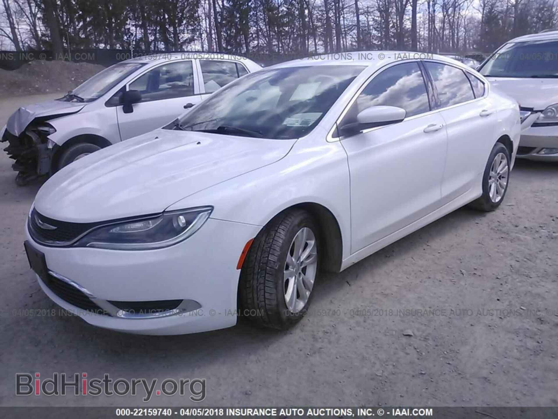2015 Chrysler 200 - VIN: 1C3CCCAG5FN730813 - Photo 2