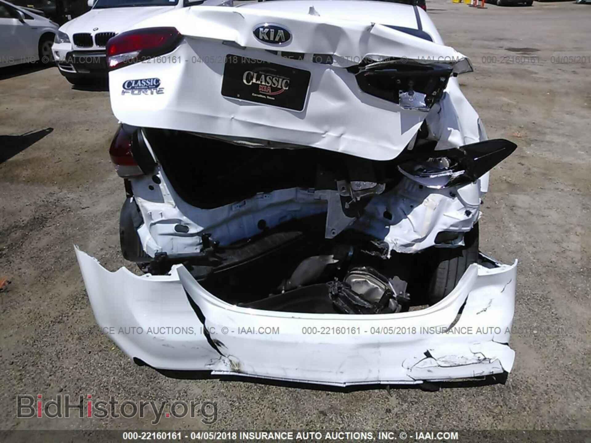 2017 Kia Forte - VIN: 3KPFK4A77HE014858 - Фото 6
