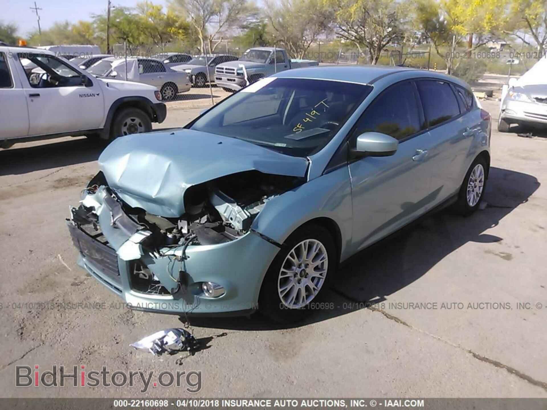 2012 Ford Focus - VIN: 1FAHP3K23CL333560 - Photo 2