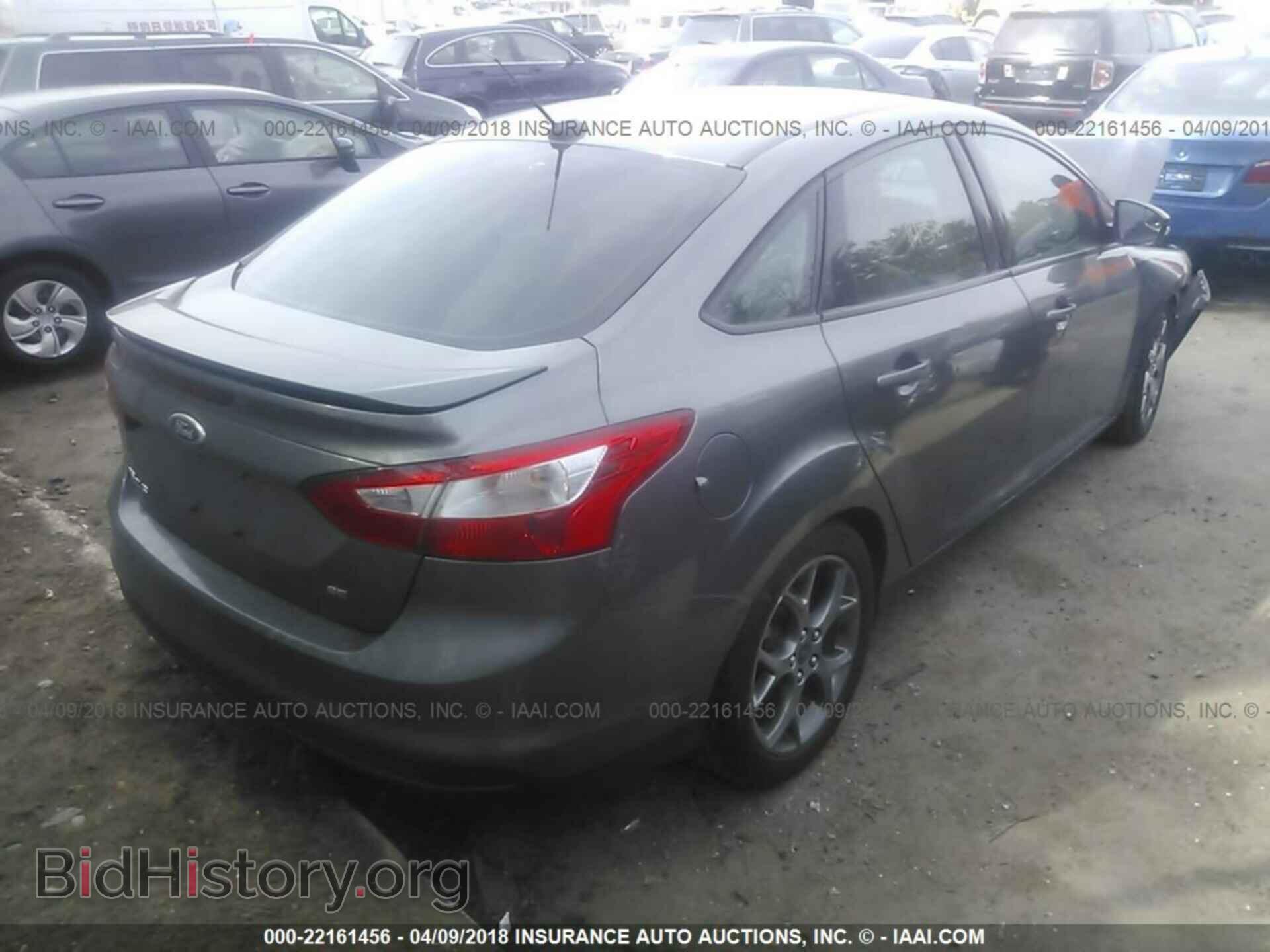 2014 Ford Focus - VIN: 1FADP3F29EL285087 - Photo 4
