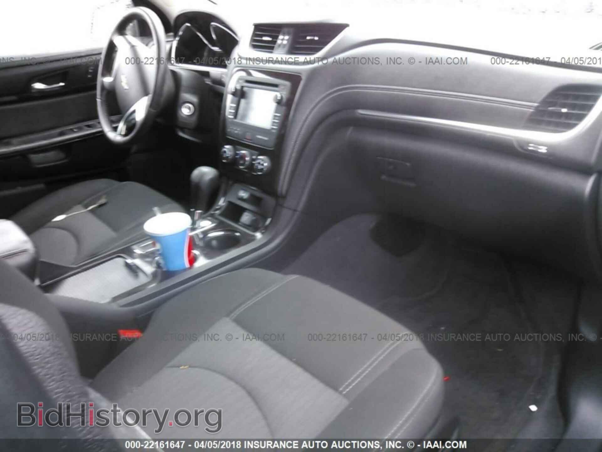 2017 Chevrolet Traverse - VIN: 1GNKRGKD6HJ138596 - Фото 5