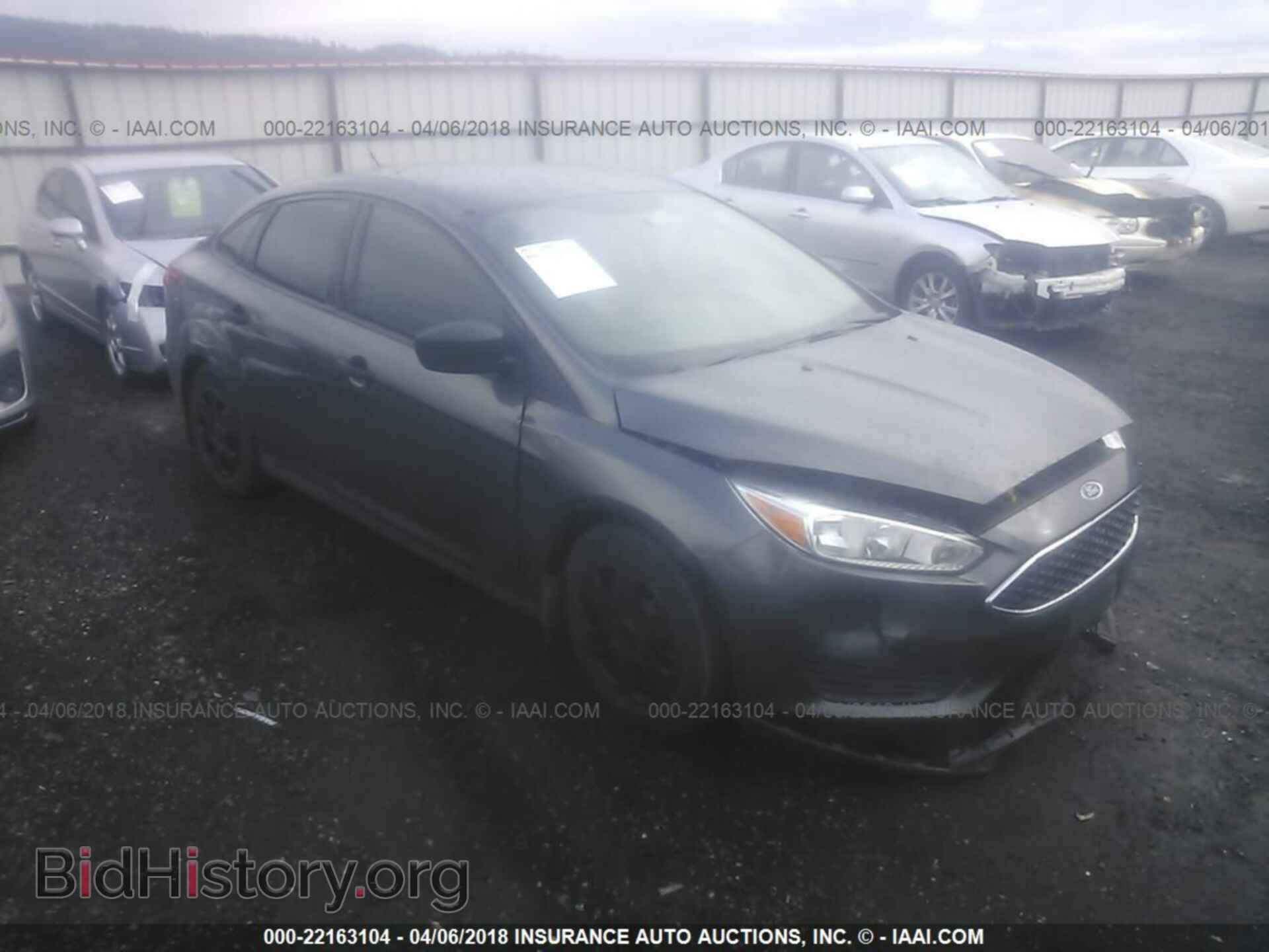 Фотография 1FADP3E27GL203670 - Ford Focus 2016